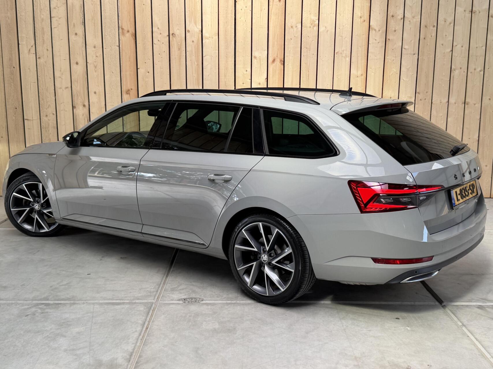 Foto van Skoda Superb