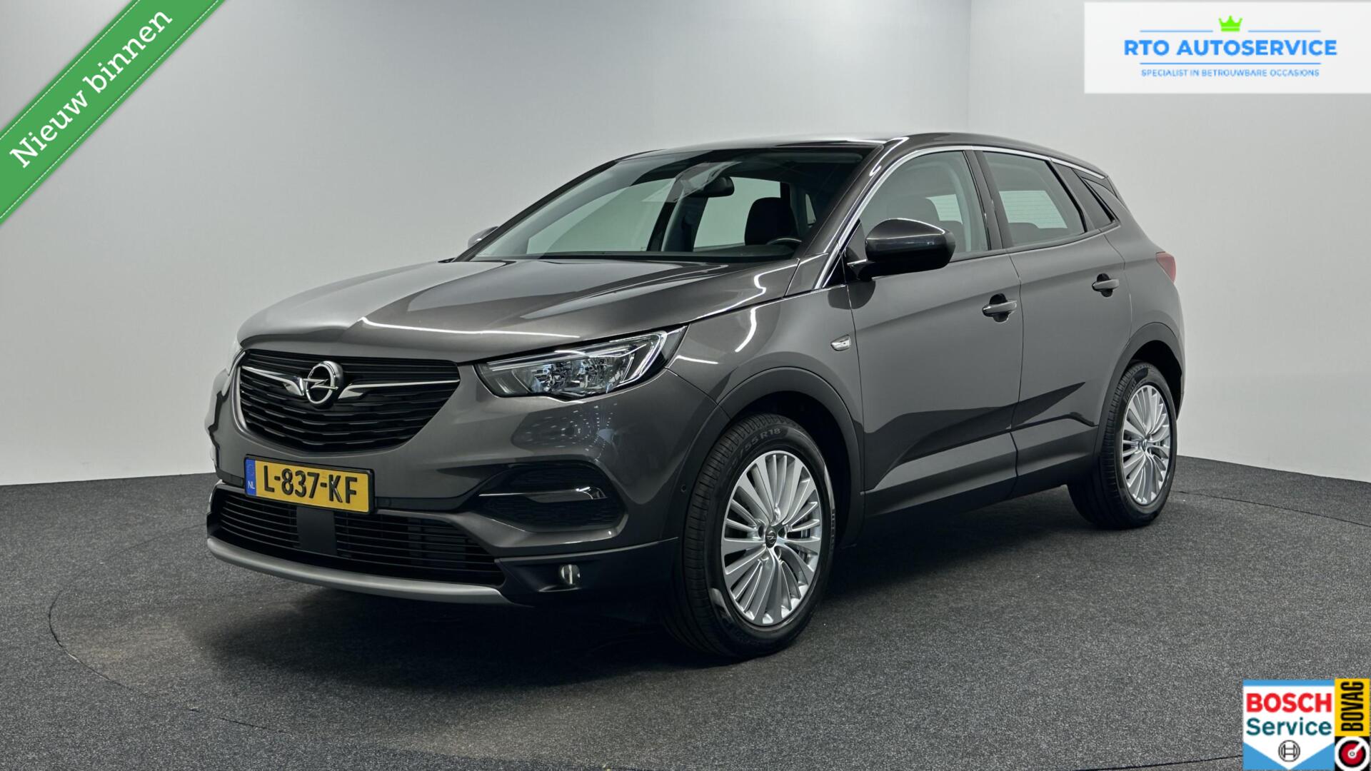 Opel Grandland X 1.2 Turbo Innovationn TREKHAAK CAMERA CARPLAY NAVI. 2020 - voorkant