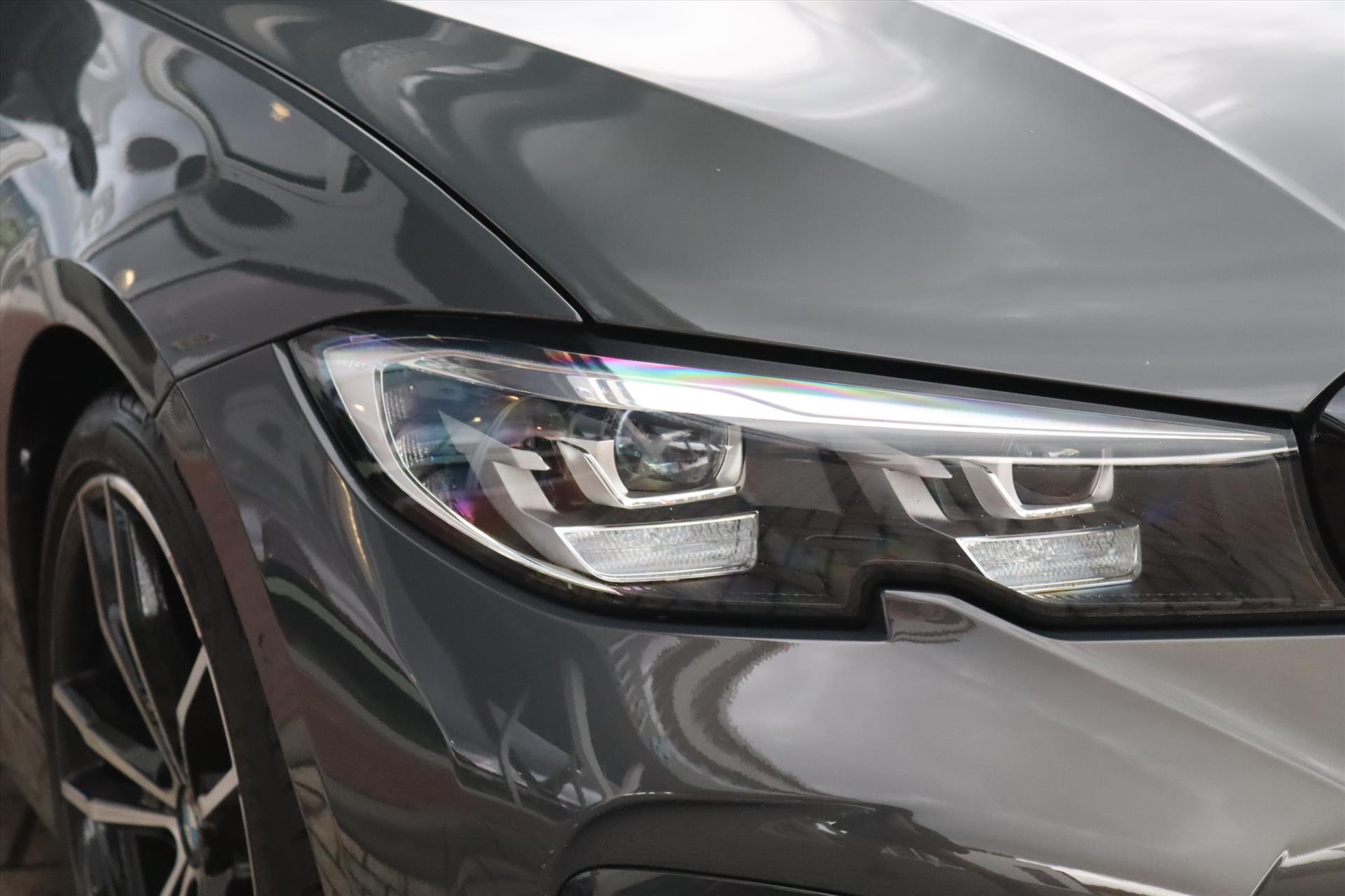 Foto van BMW 320i
