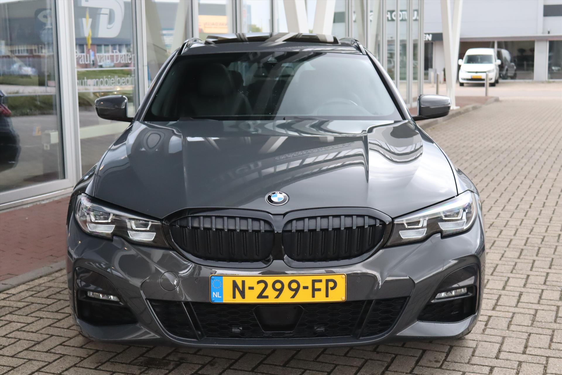 Foto van BMW 320i