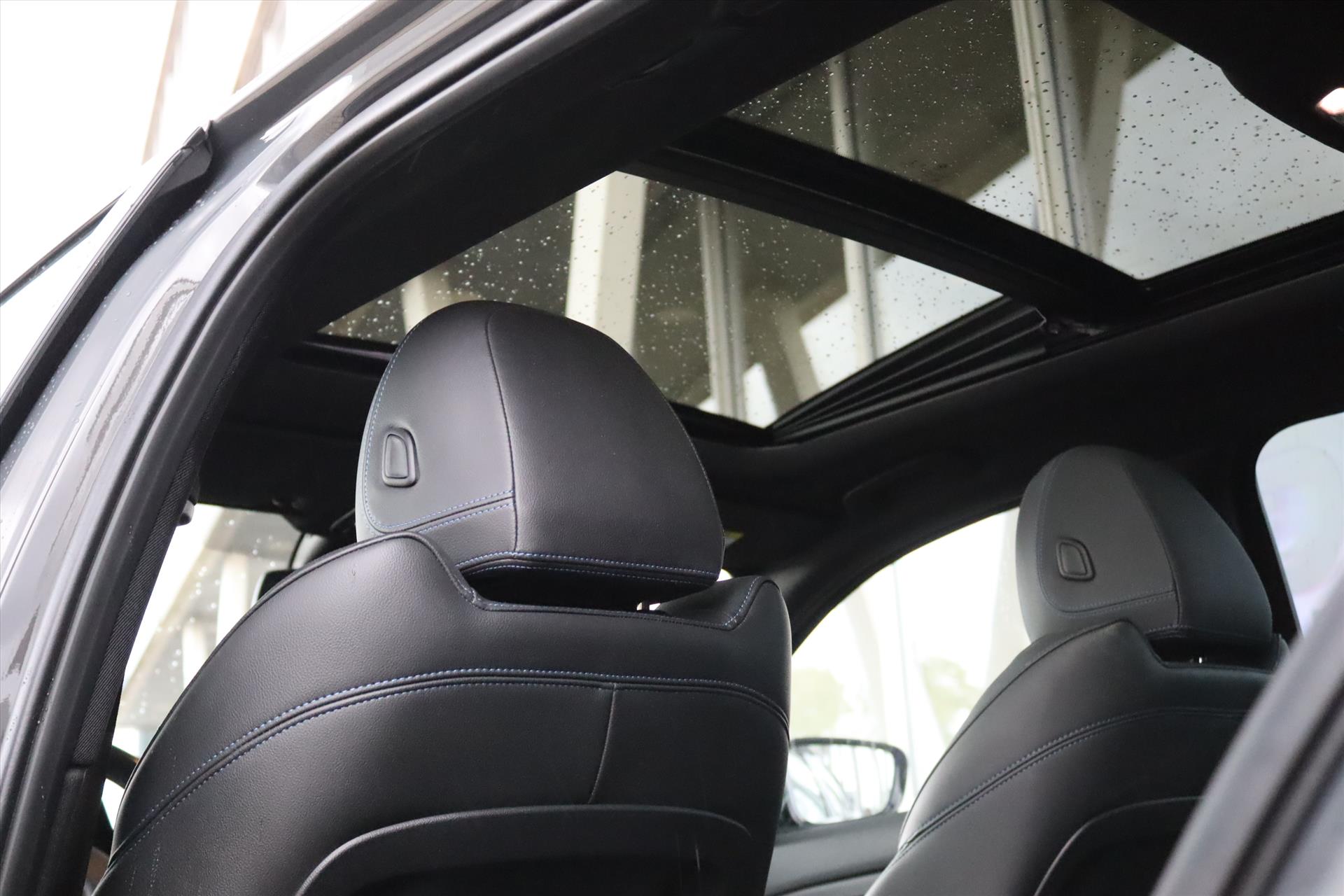 Foto van BMW 320i