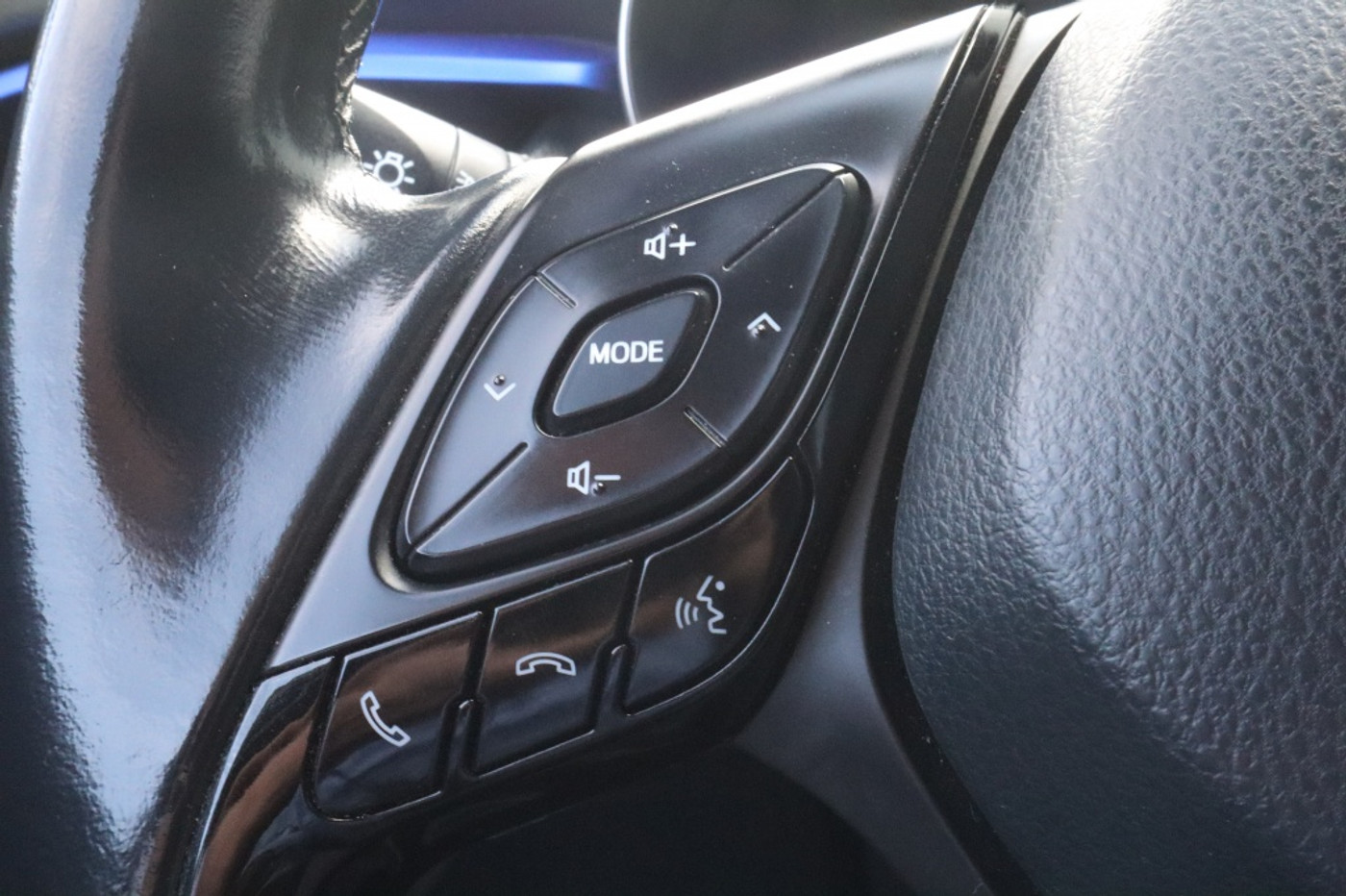 Foto van Toyota Toyota C-hr