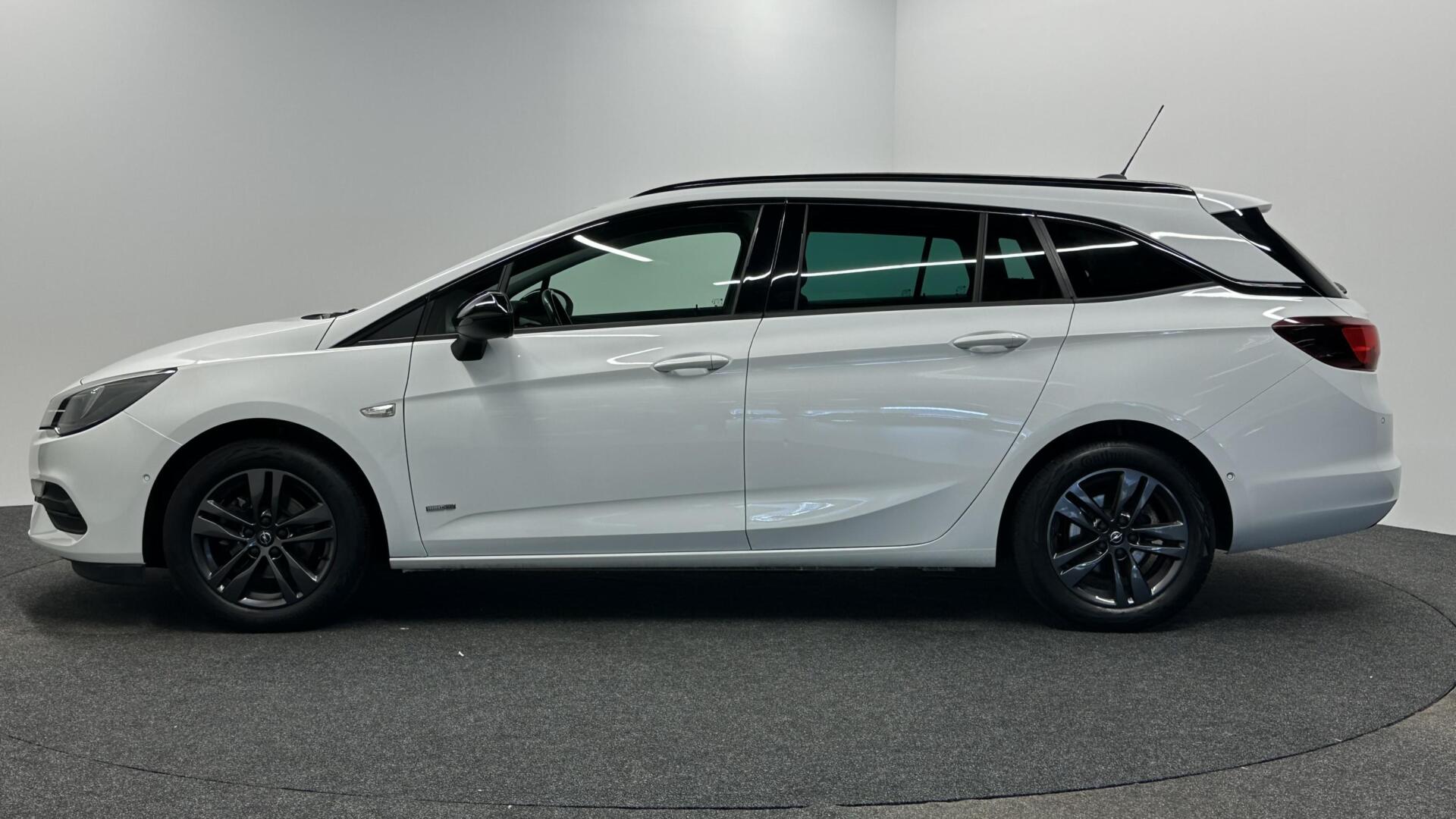Foto van Opel Astra Sports Tourer