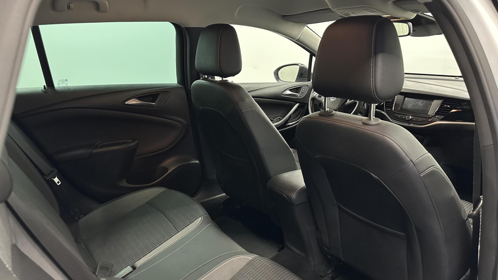 Foto van Opel Astra Sports Tourer