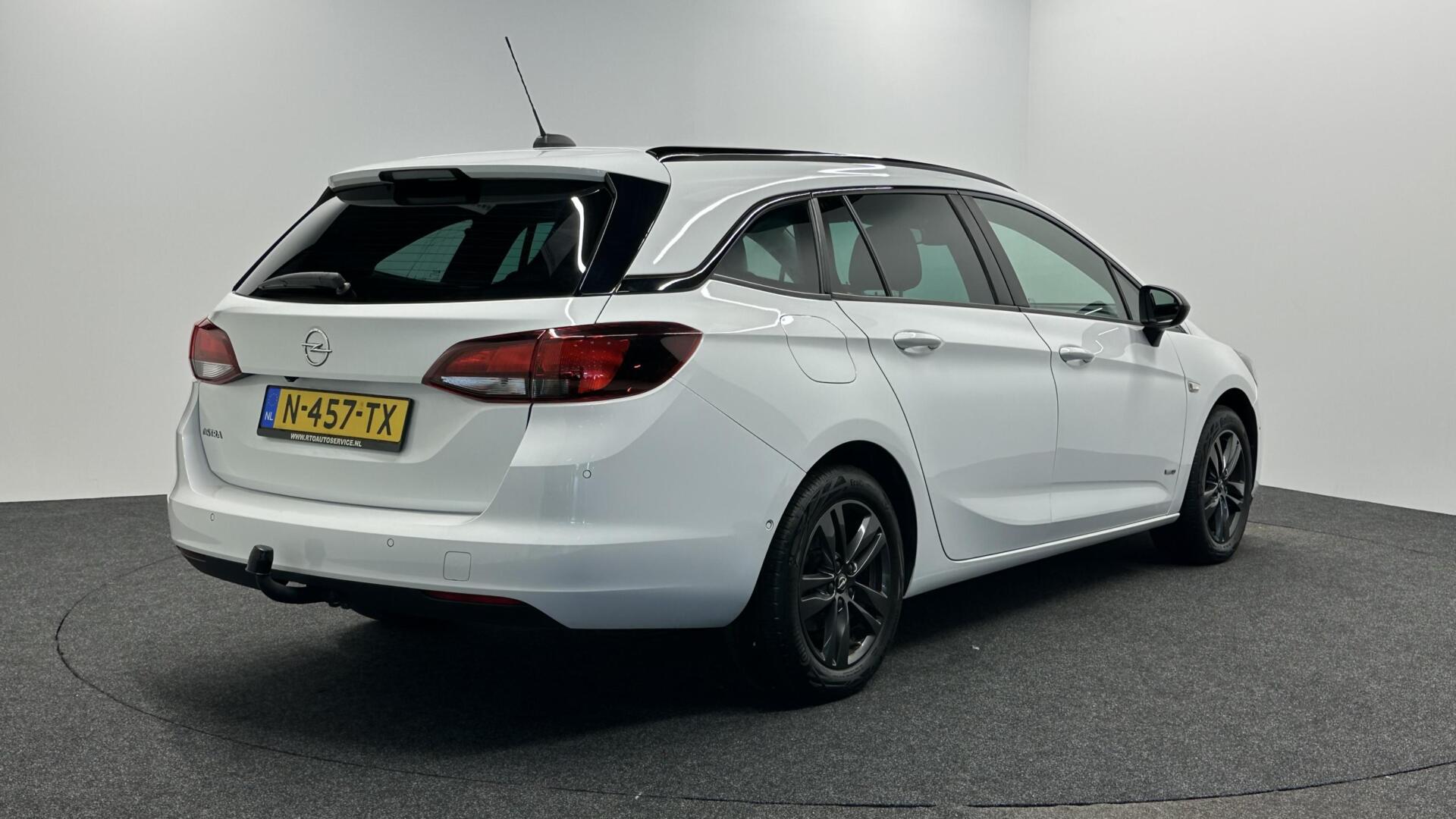 Foto van Opel Astra Sports Tourer