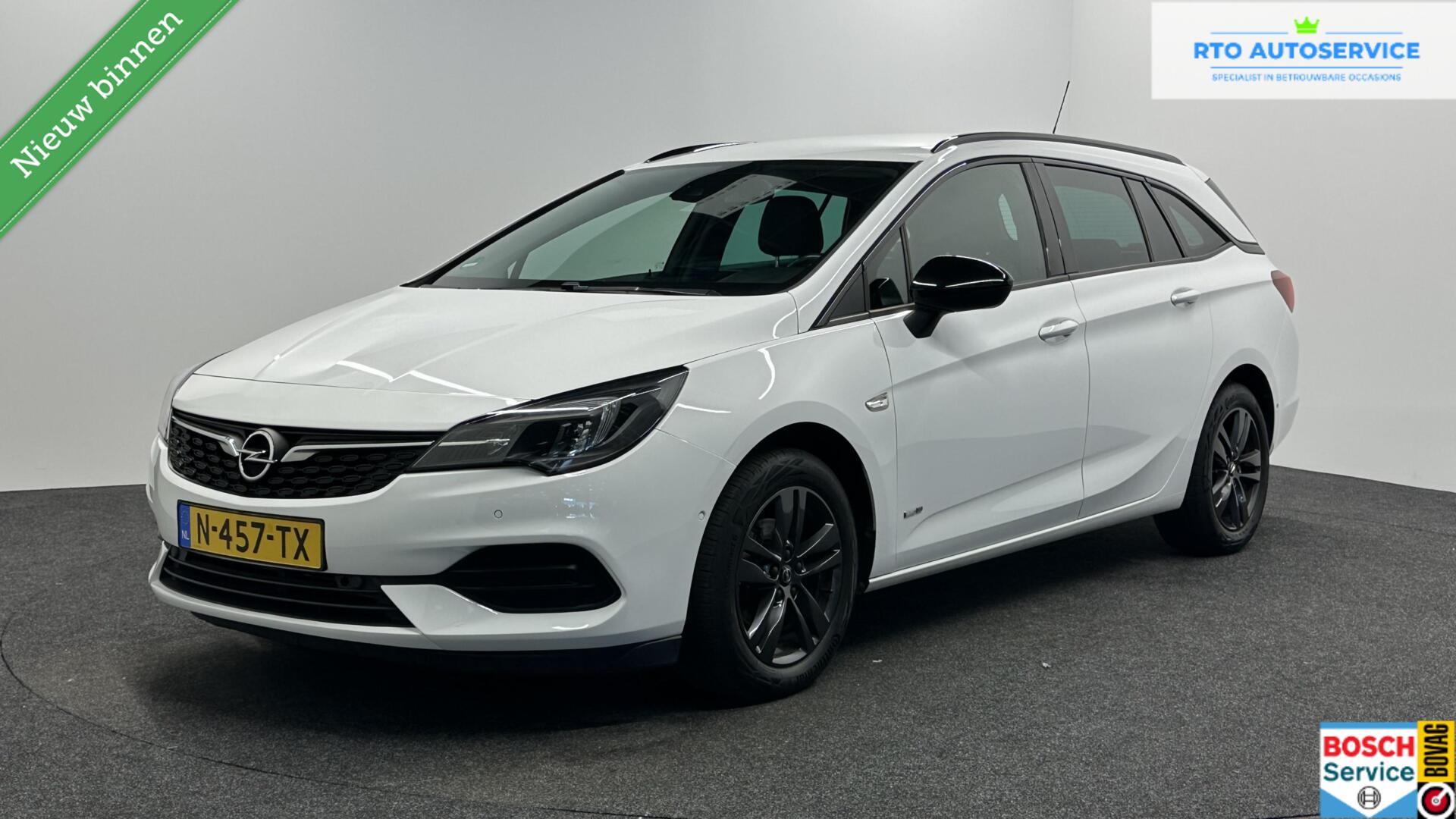 Opel Astra Sports Tourer 1.2 Design & Tech NAVI-CRUISE-NAP 2022 - voorkant