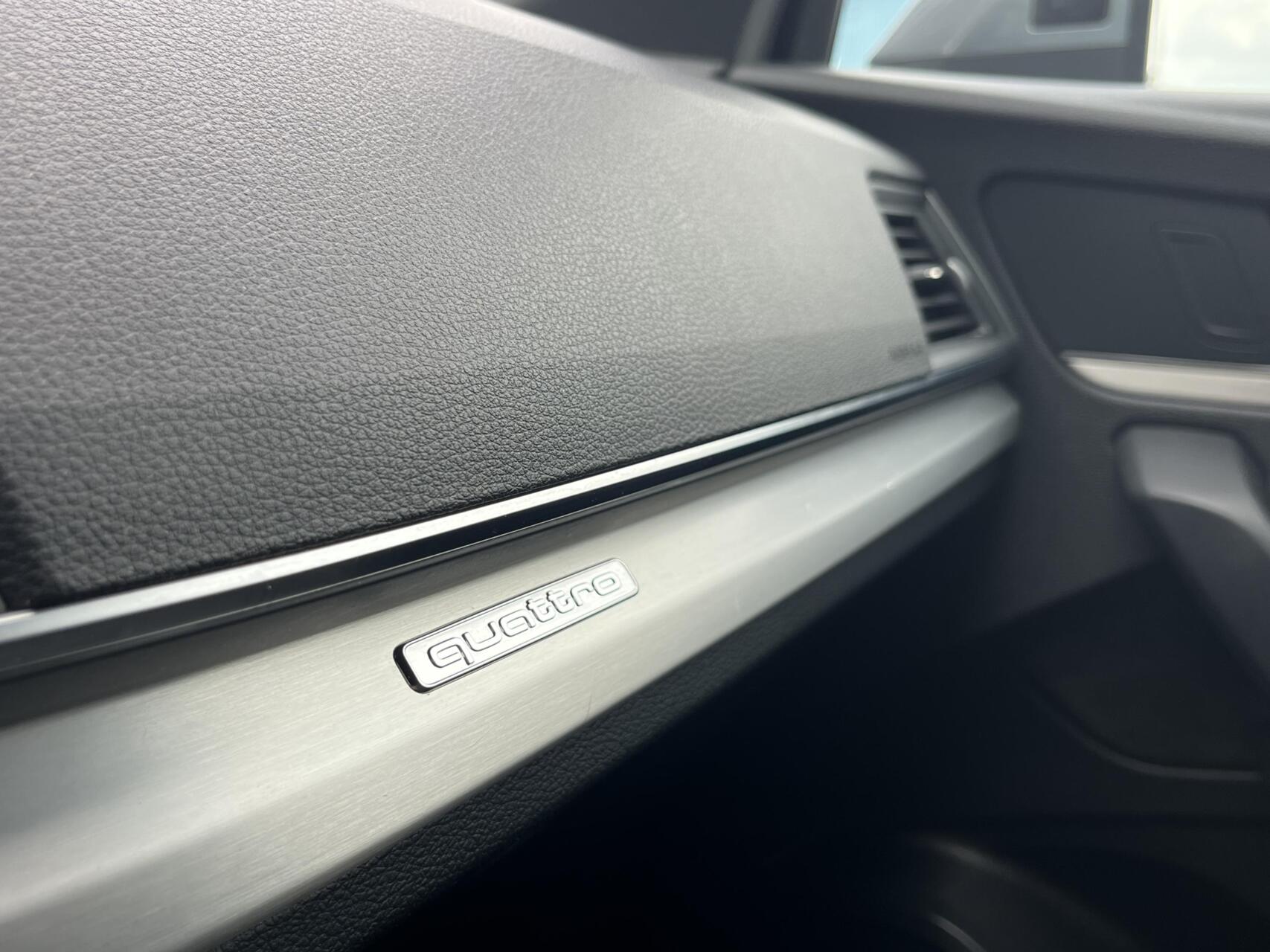 Foto van Audi Q5 55 TFSI E