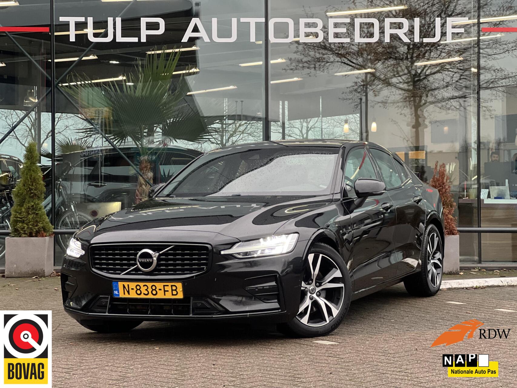 Volvo S60 2.0 B3 R-Design Clima Cruise Navi Leder Dealer LED NAP 2021 - voorkant
