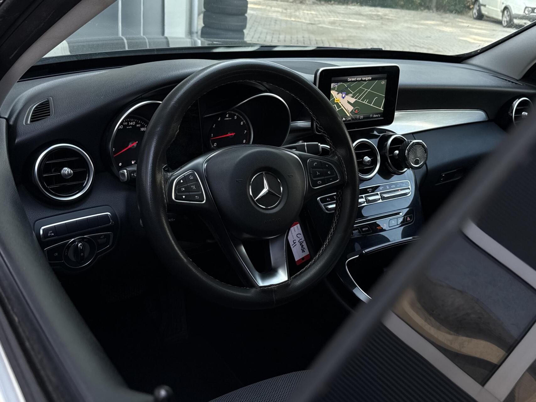 Foto van Mercedes-Benz C 350 E