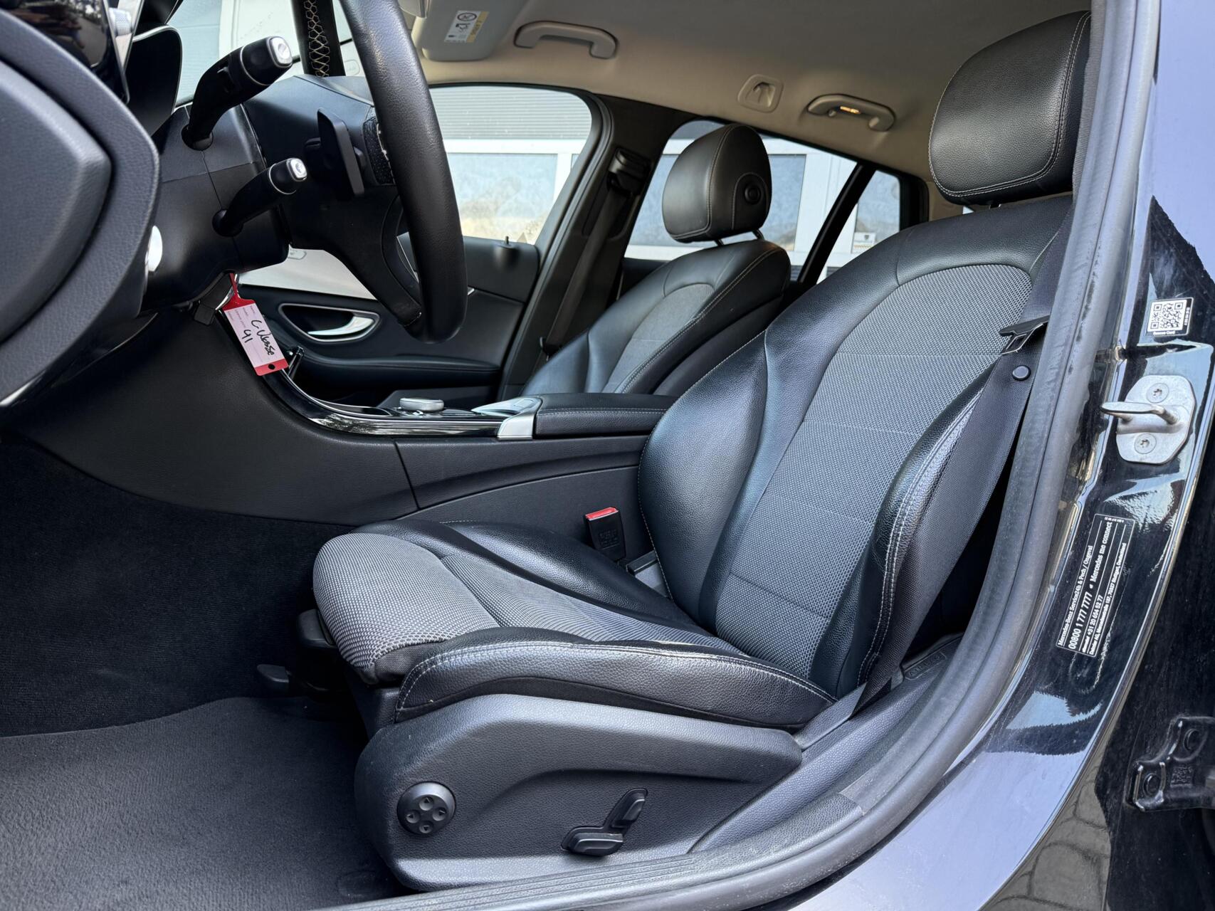 Foto van Mercedes-Benz C 350 E