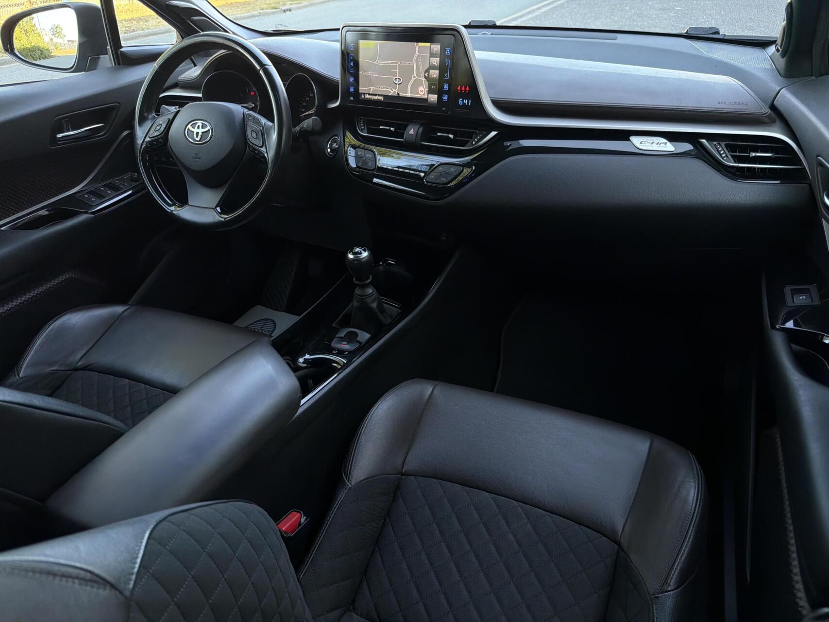 Foto van Toyota Toyota C-hr