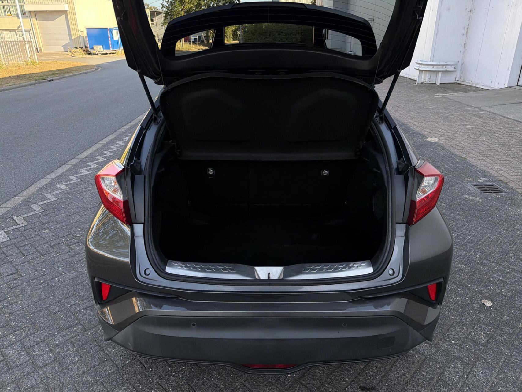 Foto van Toyota Toyota C-hr
