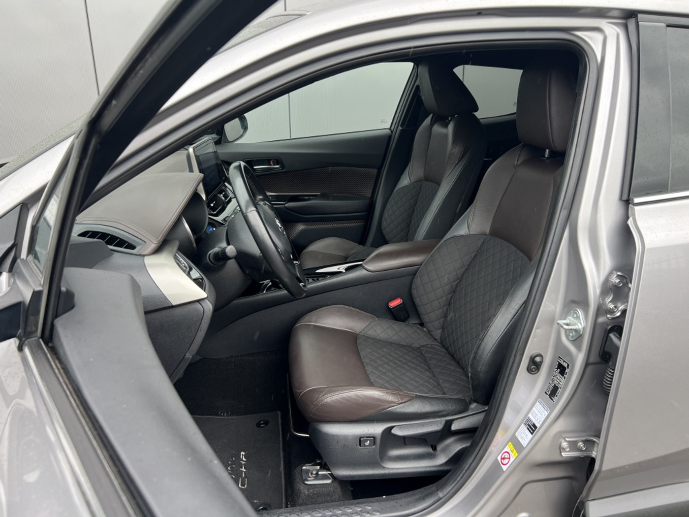 Foto van Toyota Toyota C-hr