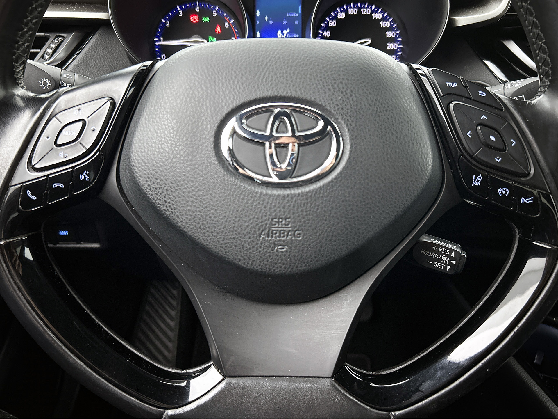 Foto van Toyota Toyota C-hr
