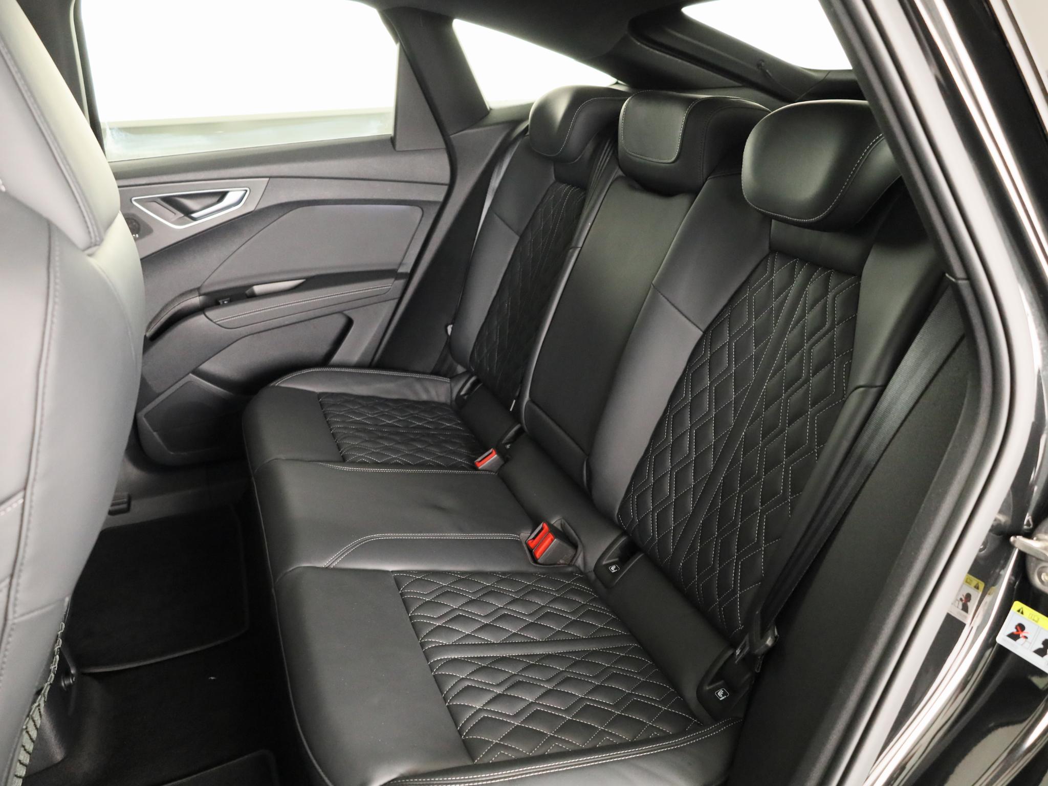 Foto van Audi Q4 Sportback E-tron