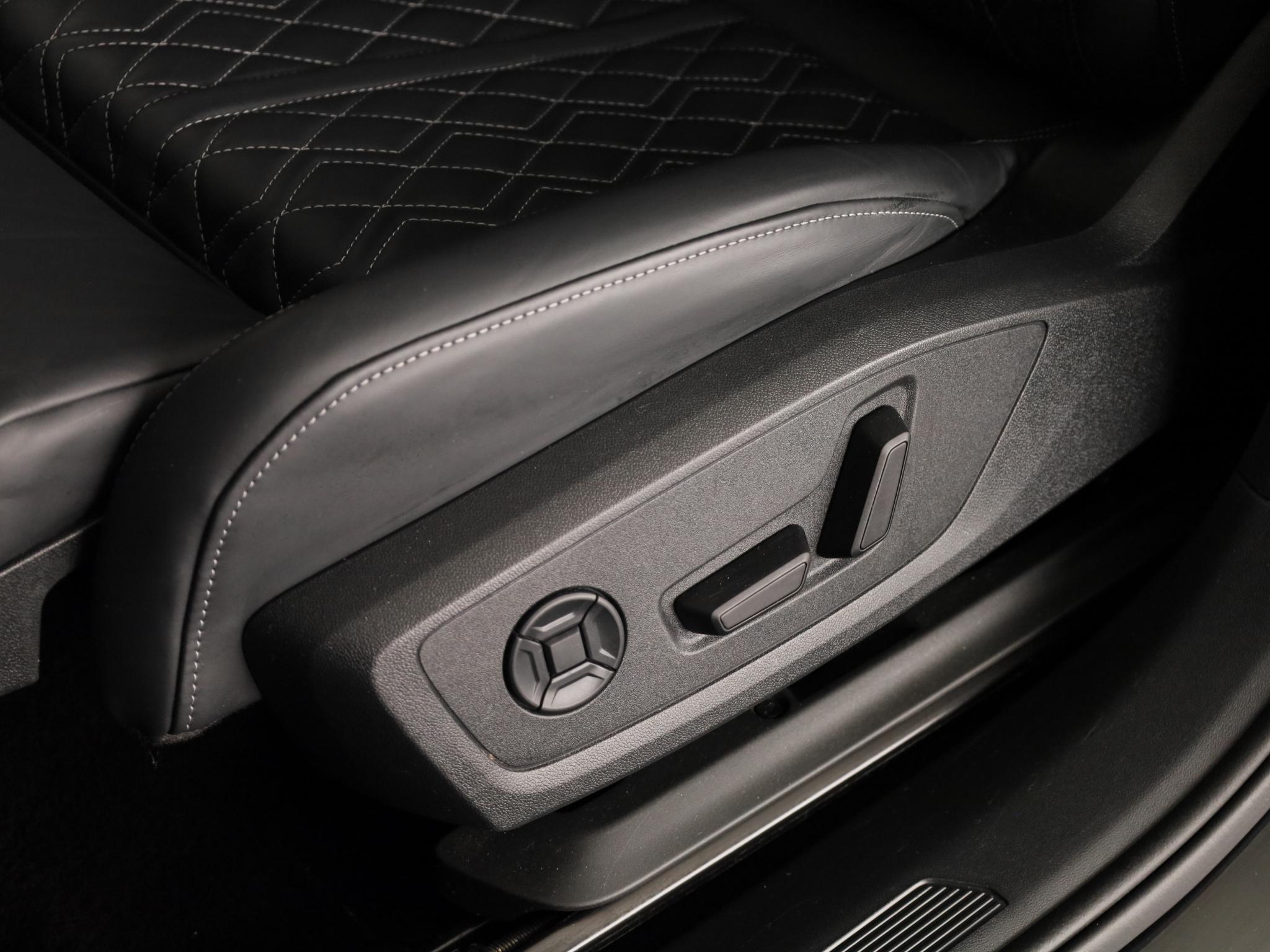 Foto van Audi Q4 Sportback E-tron