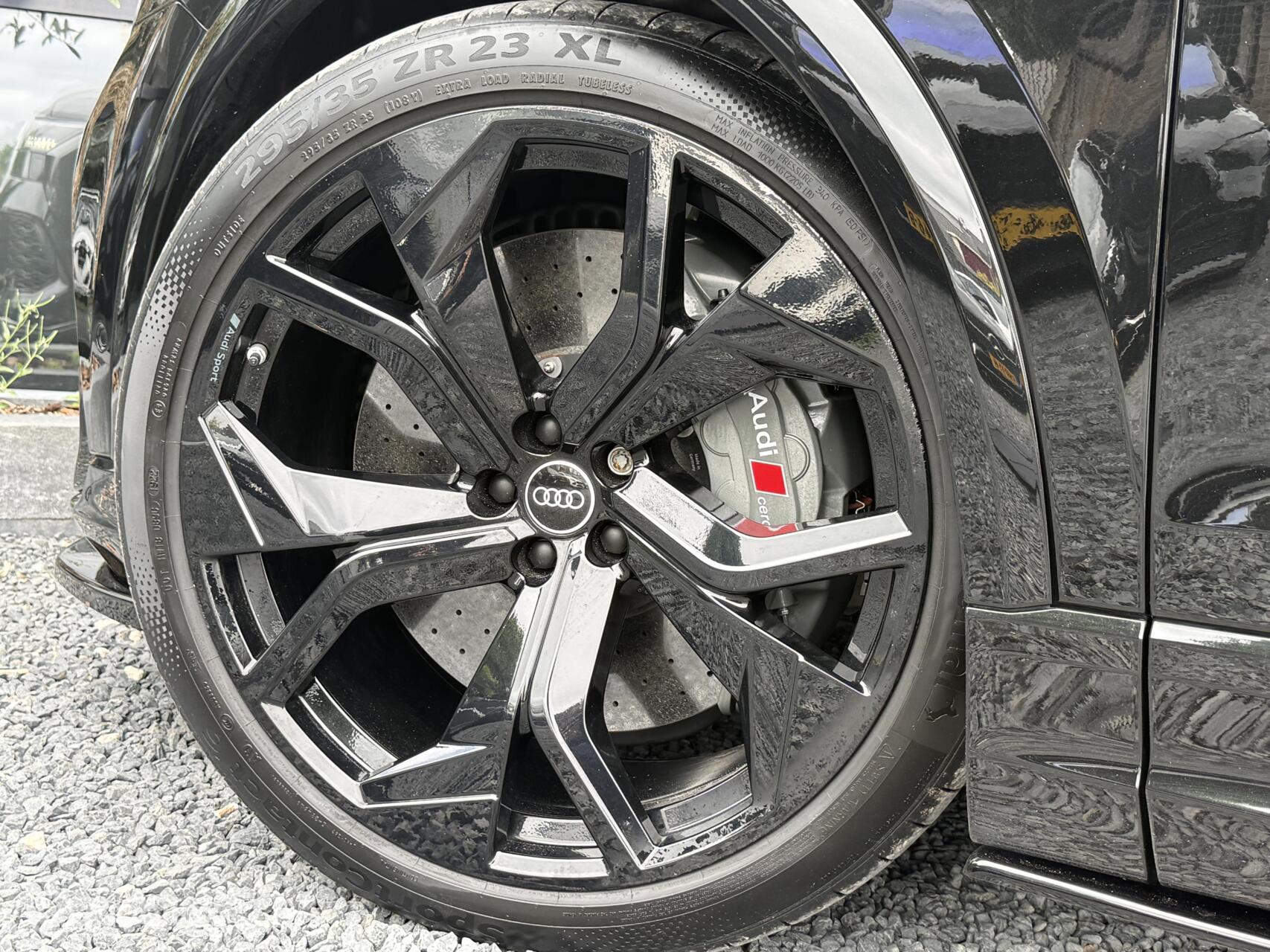 Foto van Audi RS Q8