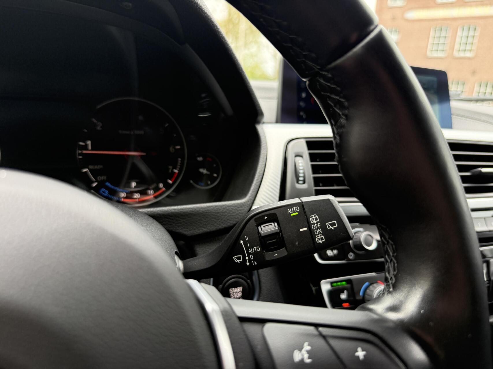 Foto van BMW 320i