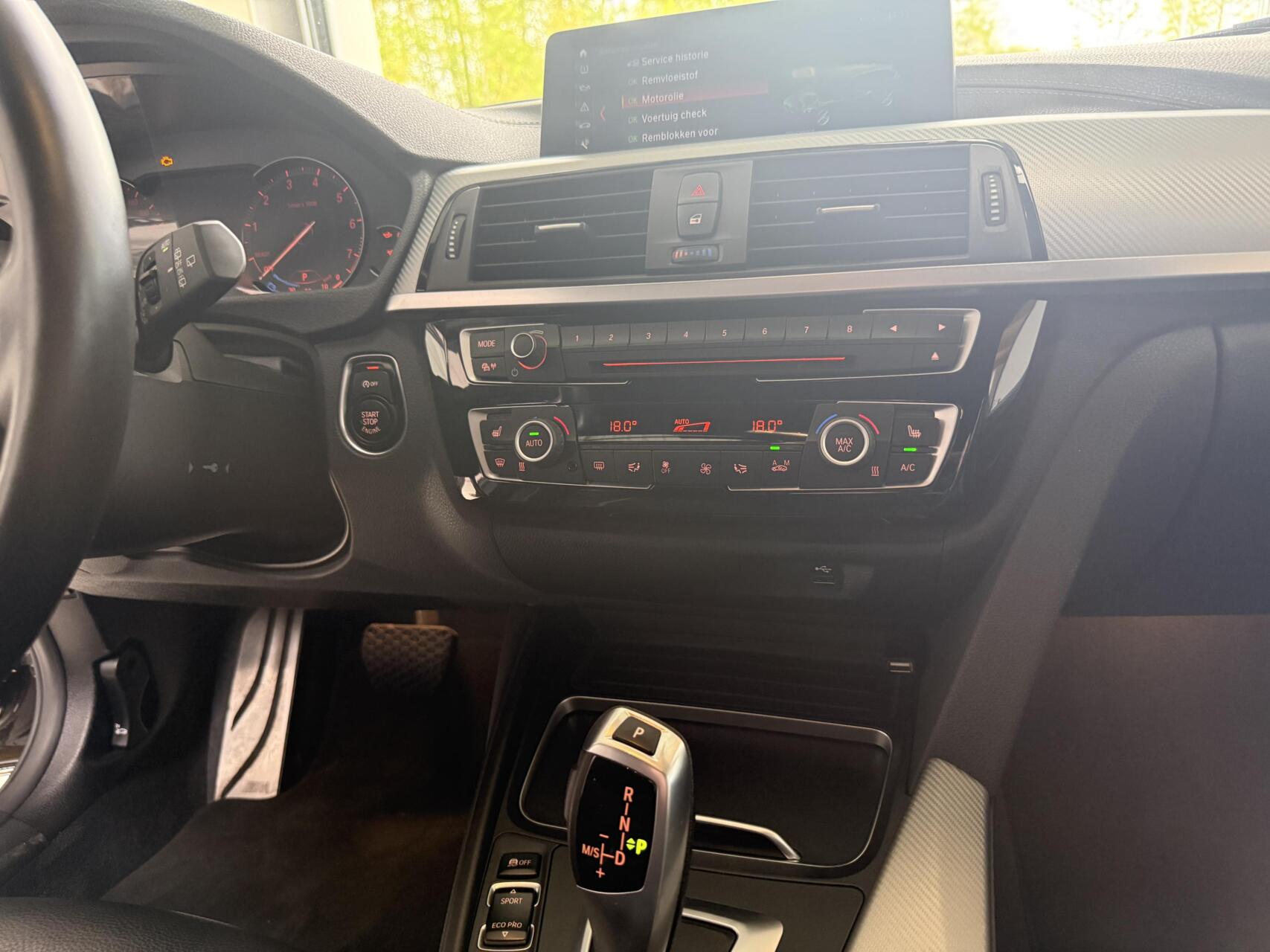 Foto van BMW 320i