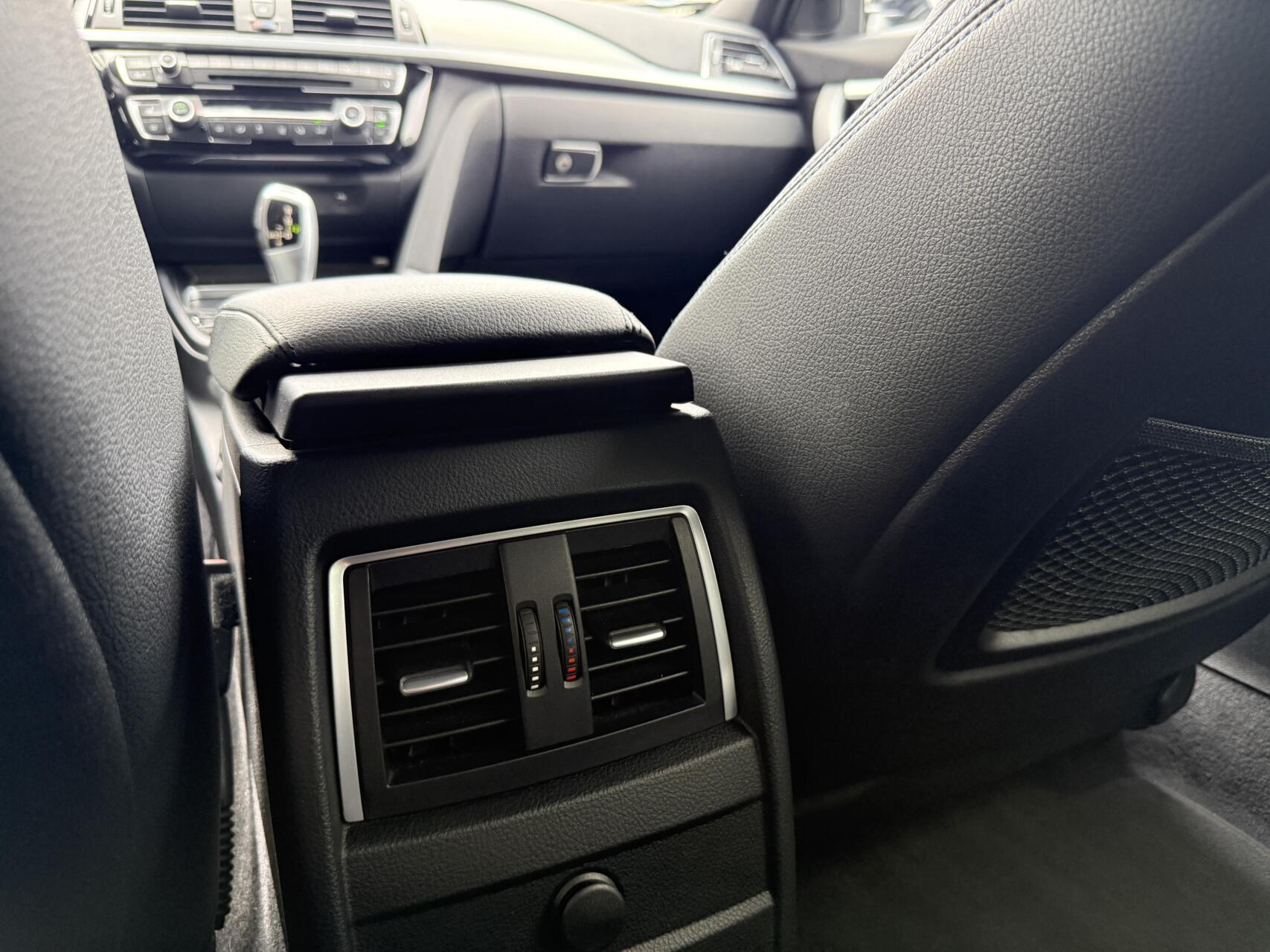 Foto van BMW 320i