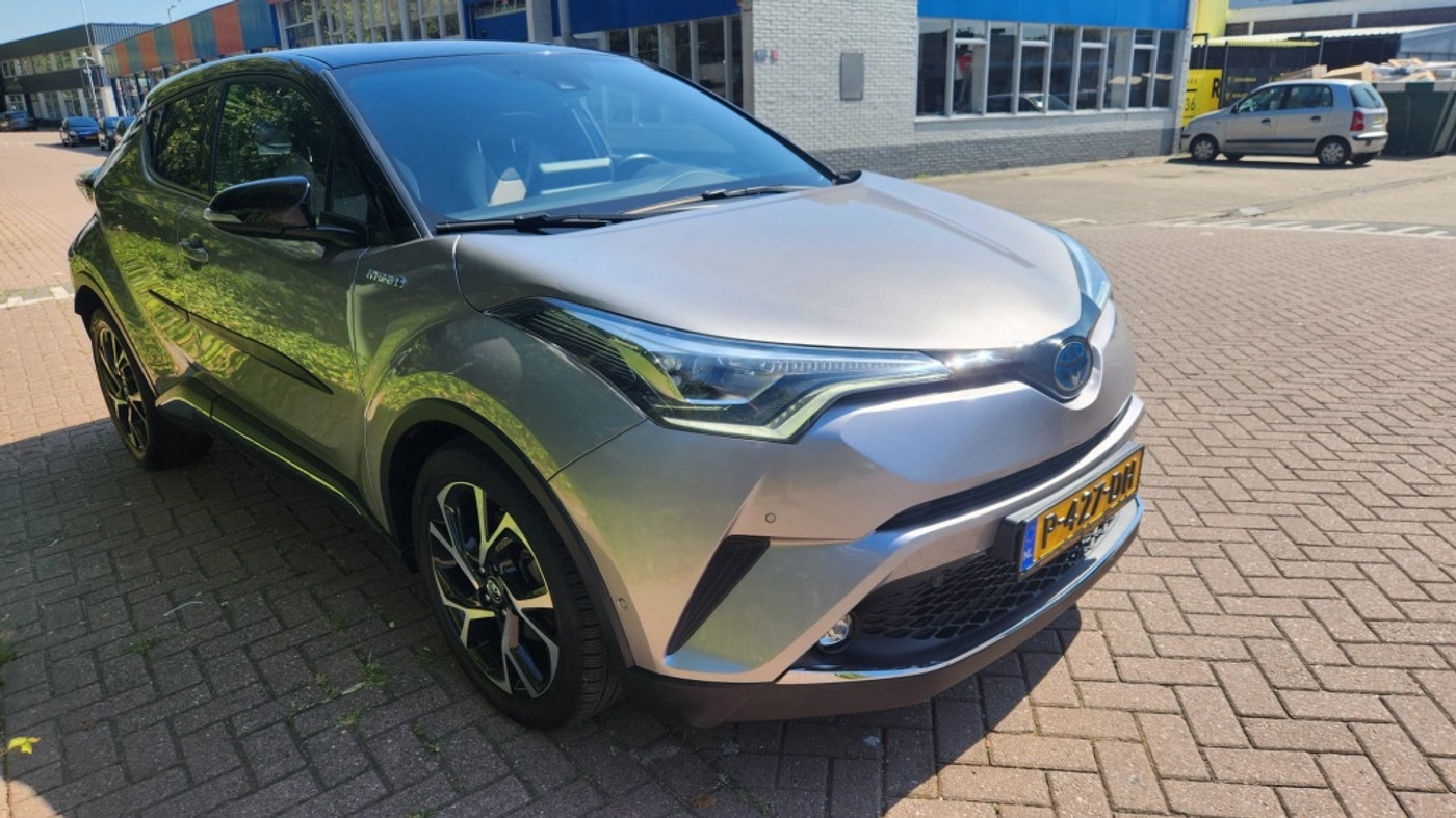 Foto van Toyota Toyota C-hr