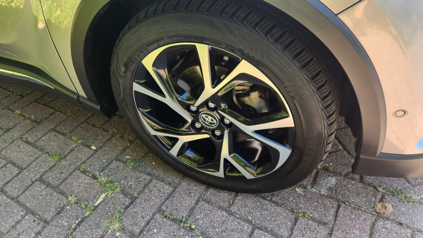 Foto van Toyota Toyota C-hr