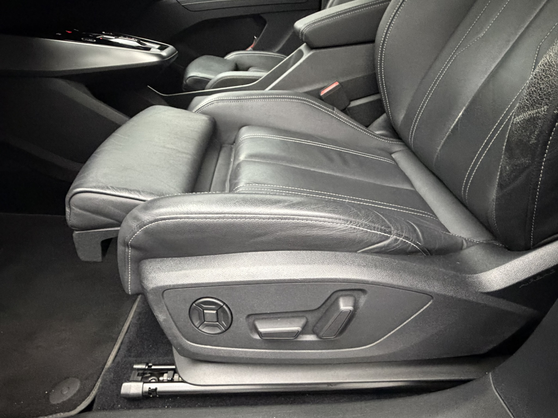 Foto van Audi Q4 Sportback 40 E-tron