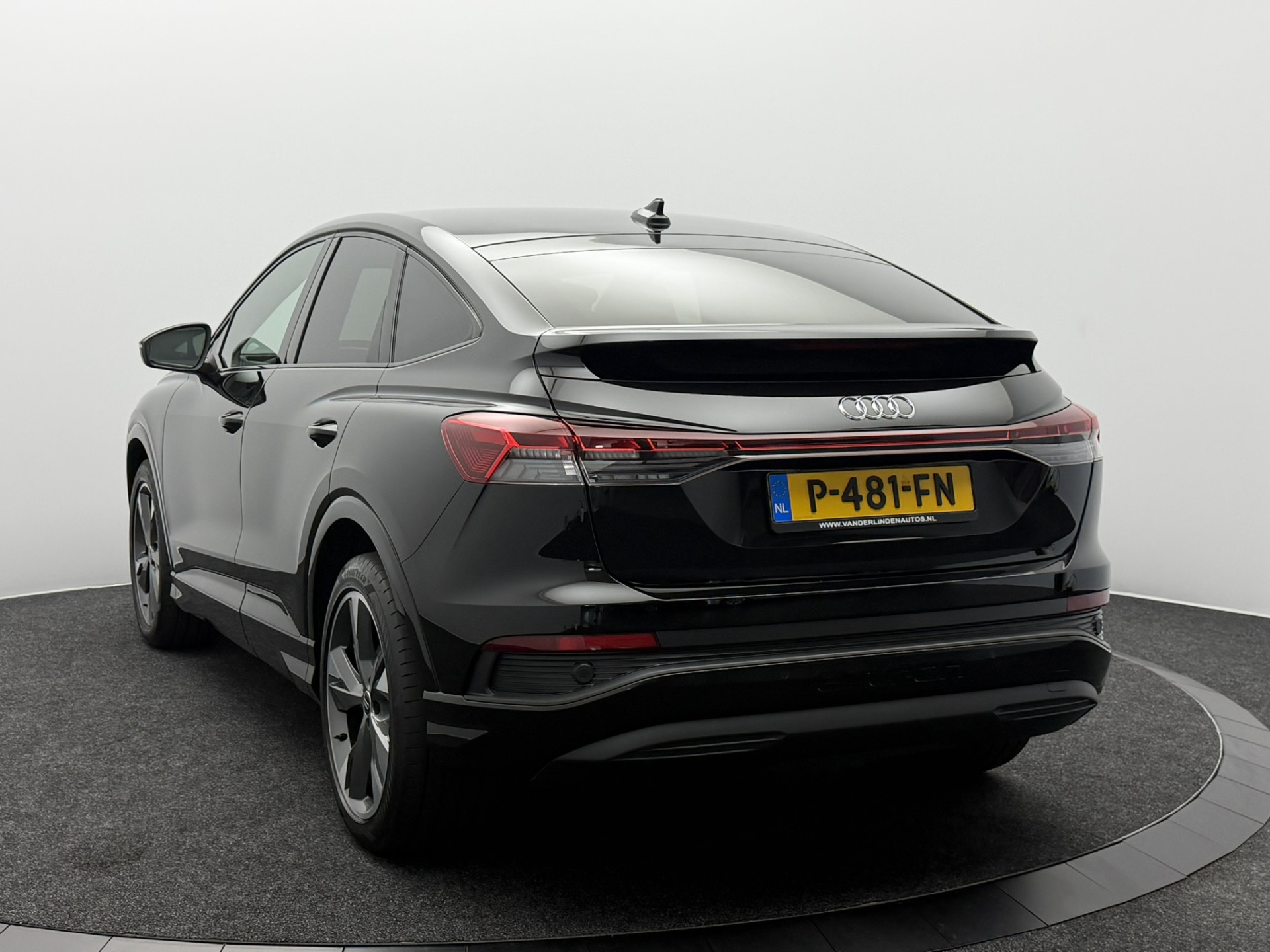 Foto van Audi Q4 Sportback 40 E-tron