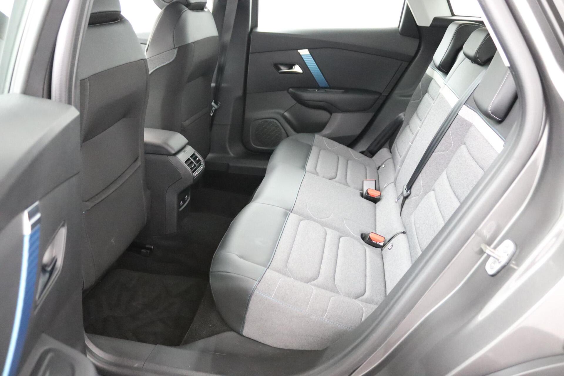 Foto van Citroen E-c4