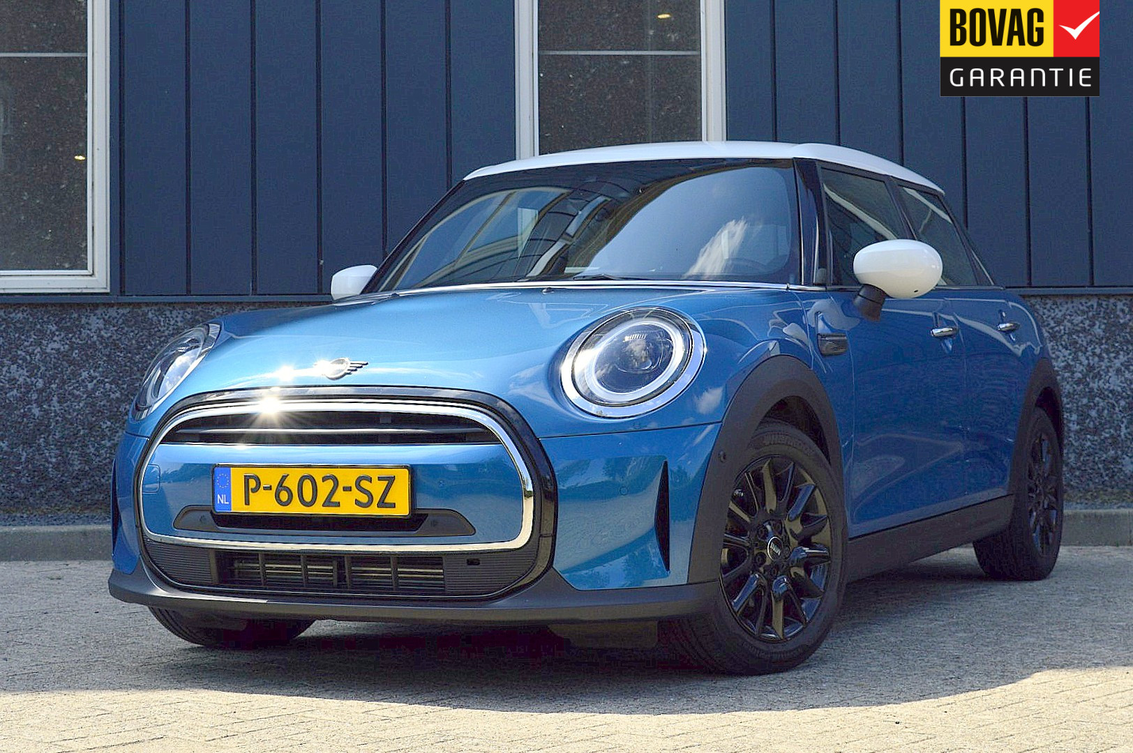 Mini Cooper 1.5 Cooper Business Edition 2022 - voorkant