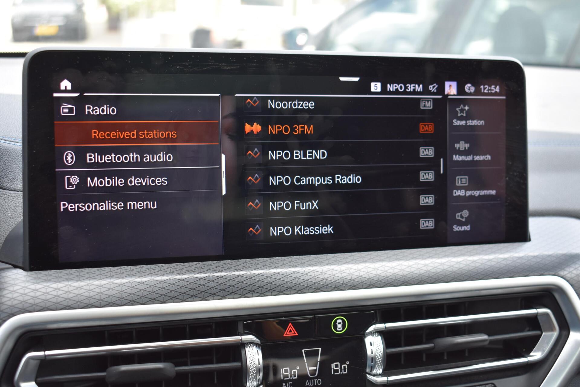 Foto van BMW Ix3