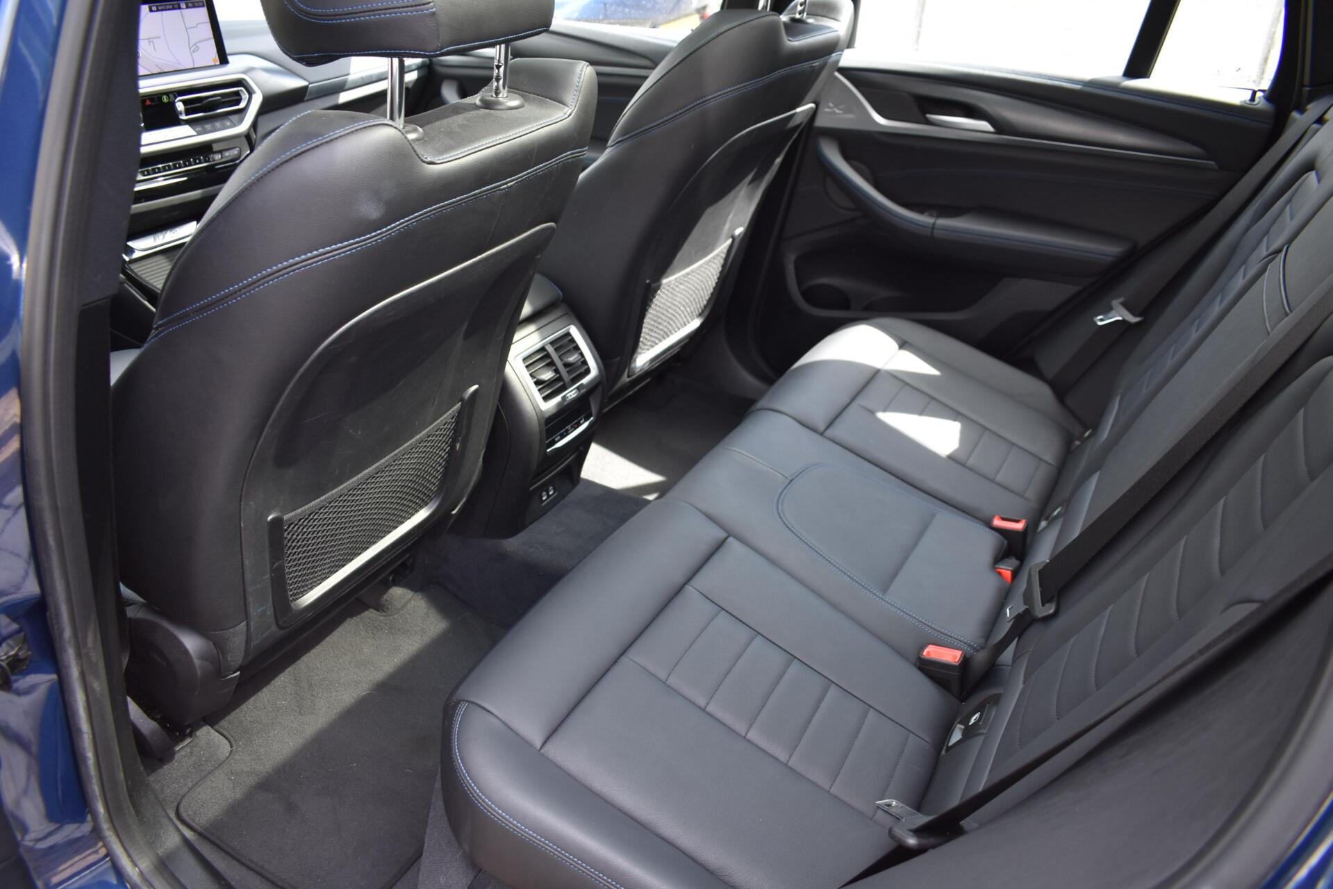 Foto van BMW Ix3