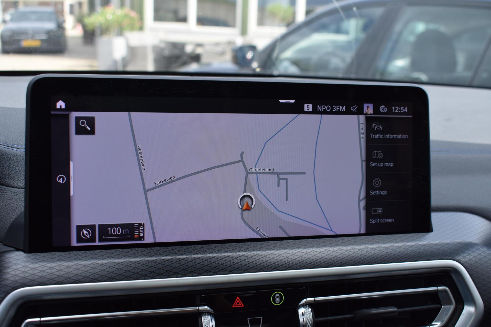 Foto van BMW Ix3