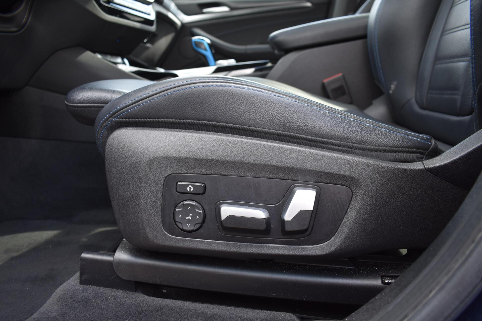 Foto van BMW Ix3