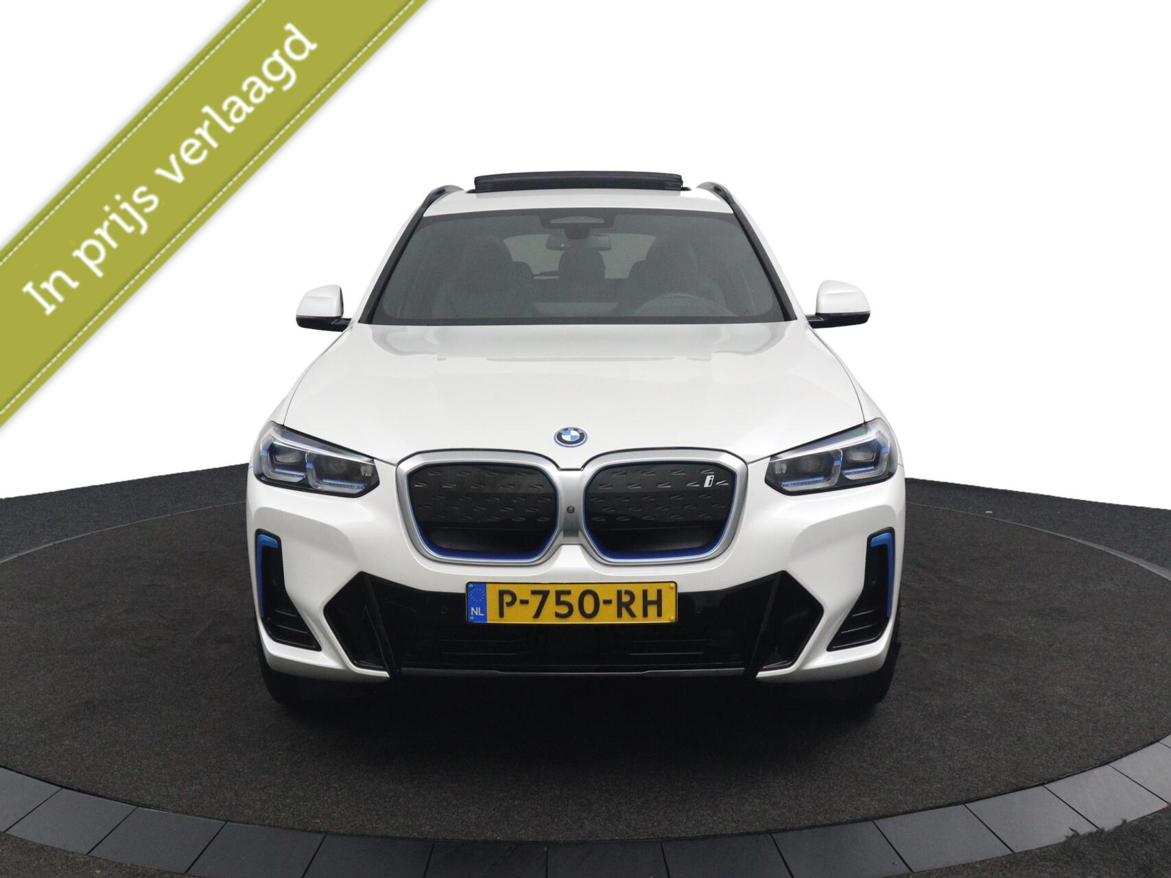Foto van BMW Ix3