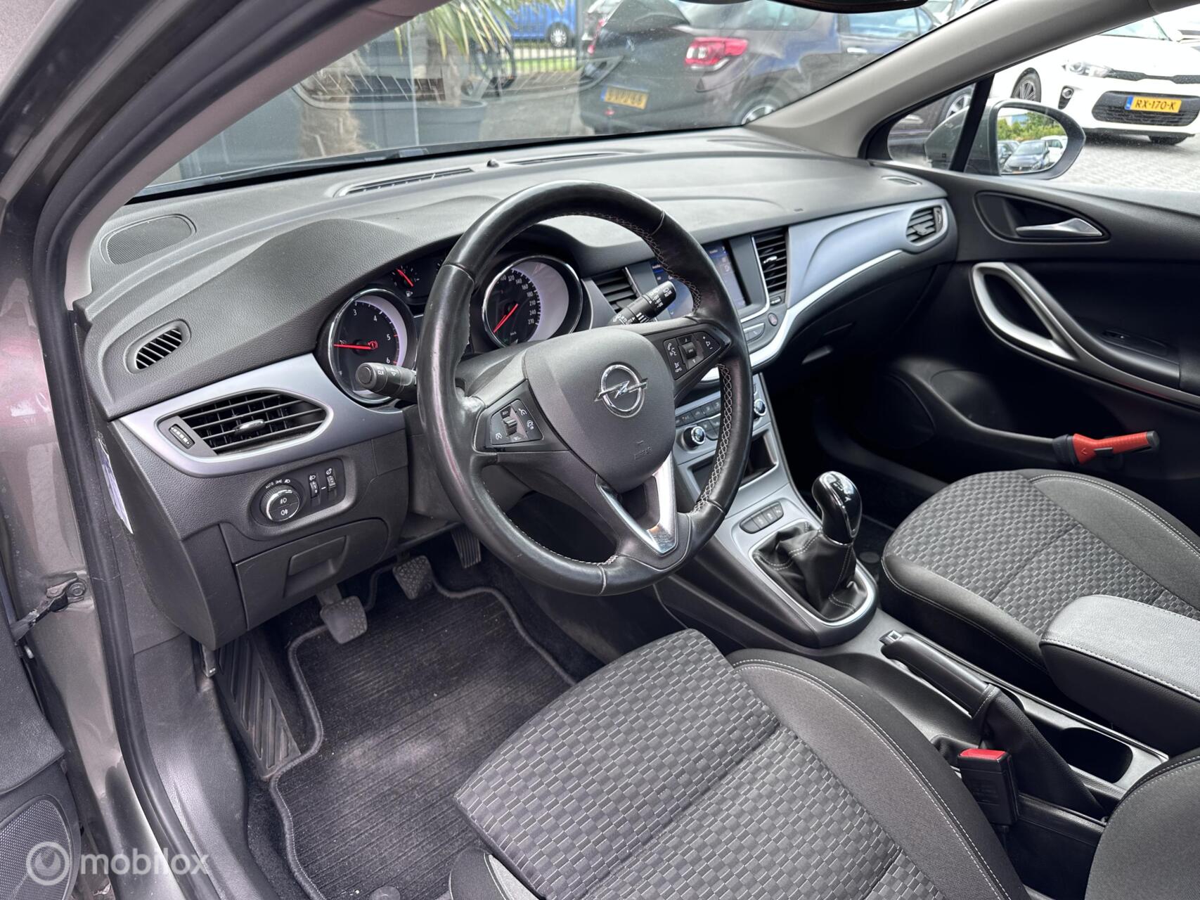 Foto van Opel Astra Sports Tourer