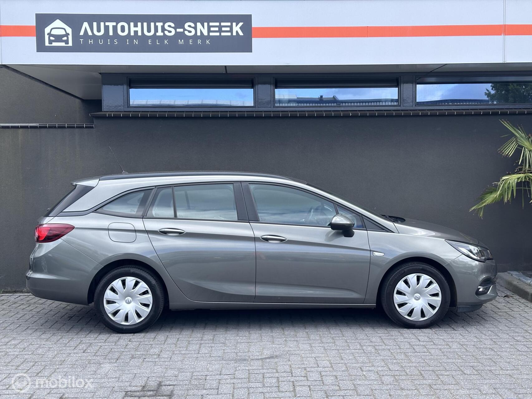 Foto van Opel Astra Sports Tourer