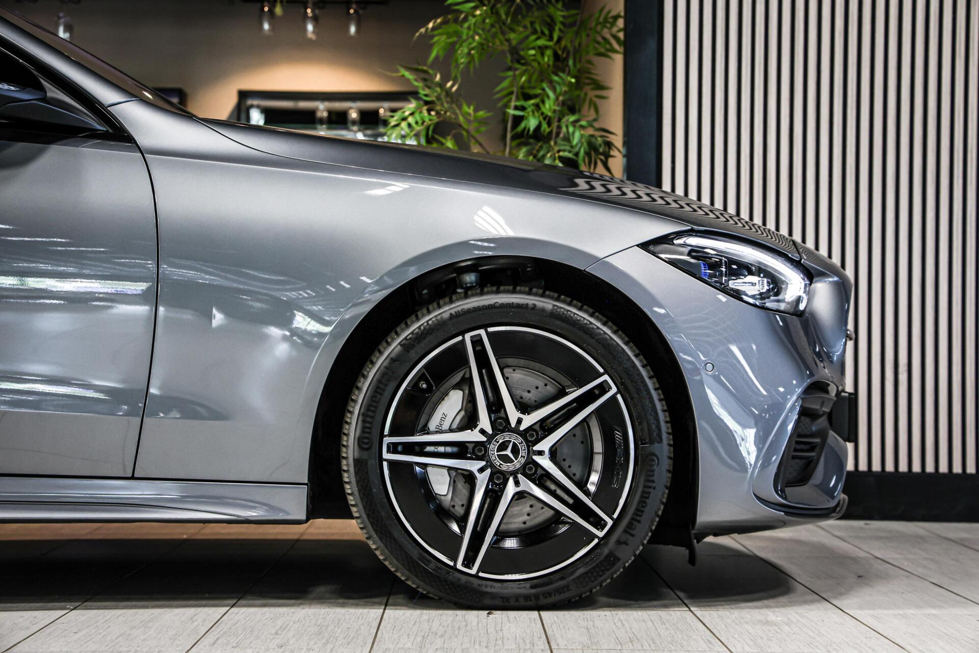 Foto van Mercedes-Benz C 300 E