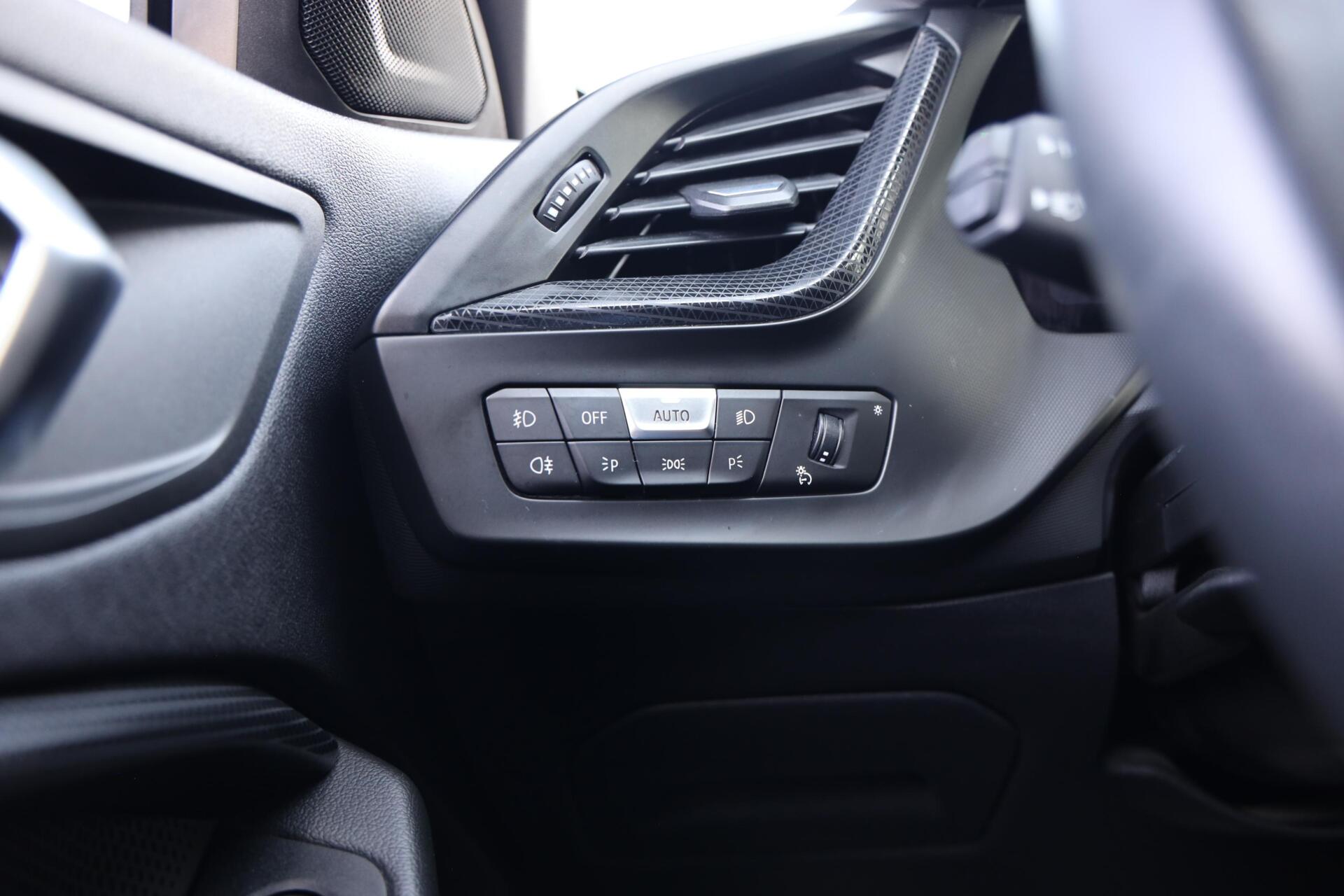 Foto van BMW 118i