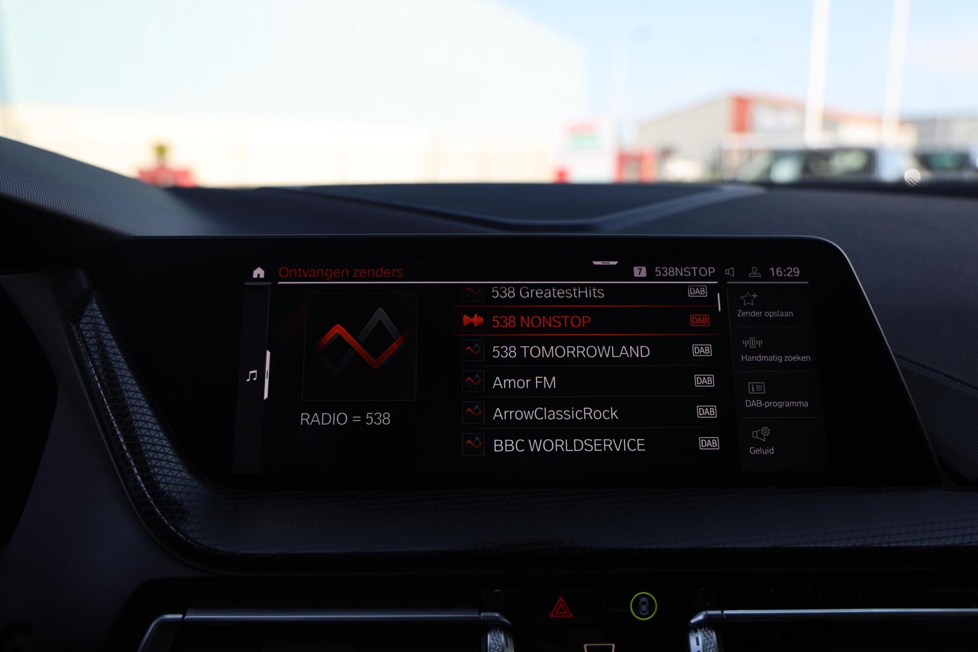 Foto van BMW 118i