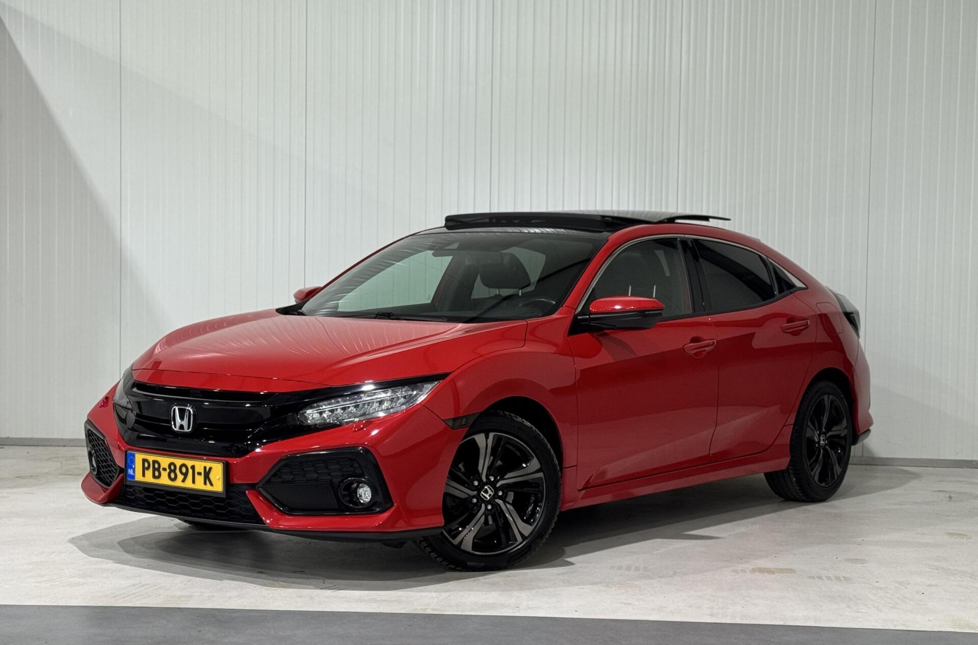 Honda Civic 5dr 1.0 i-VTEC Executive|PANO|KEYLESS|LANE ASSIST 2017 - voorkant