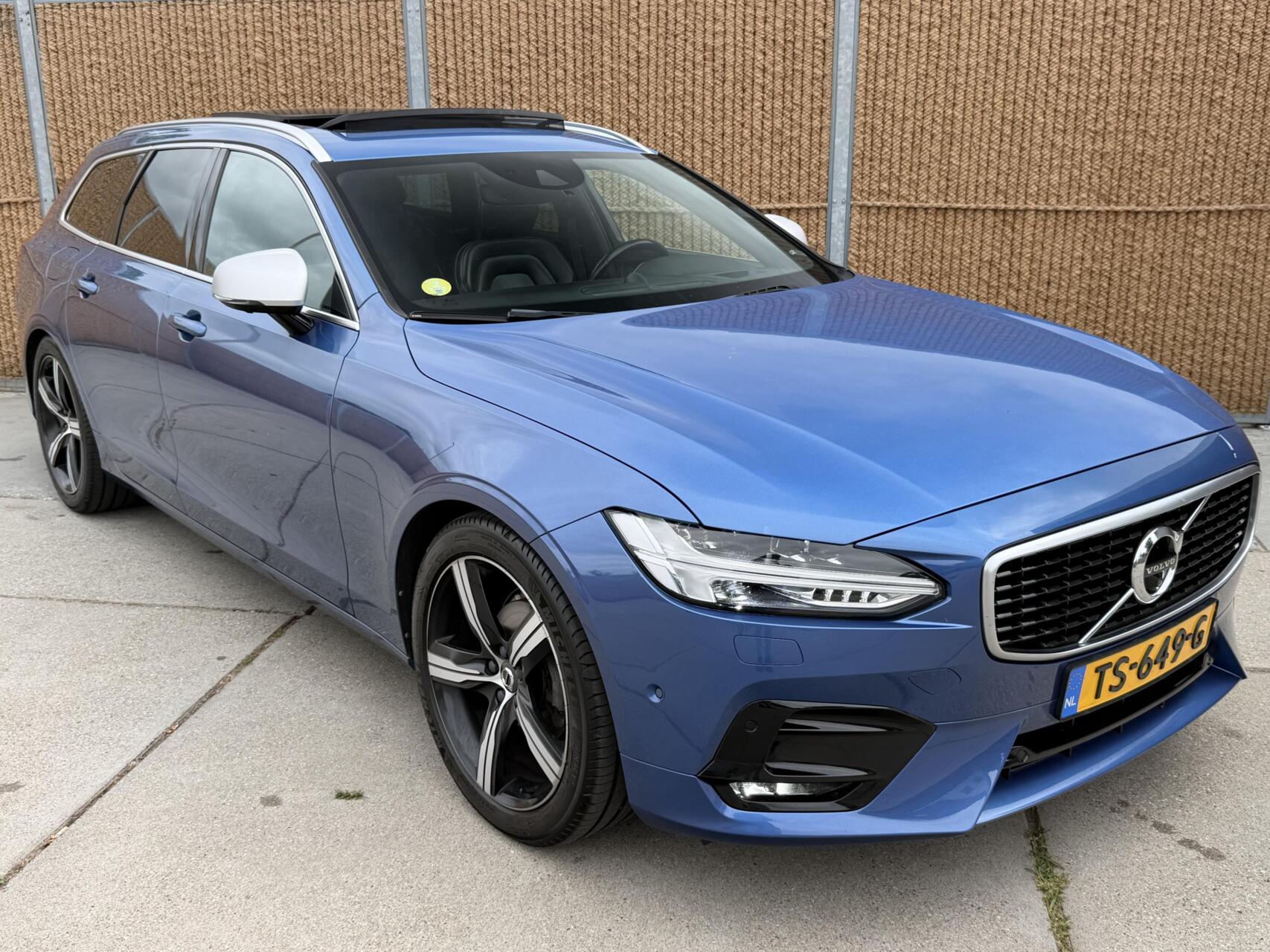 Foto van Volvo V90