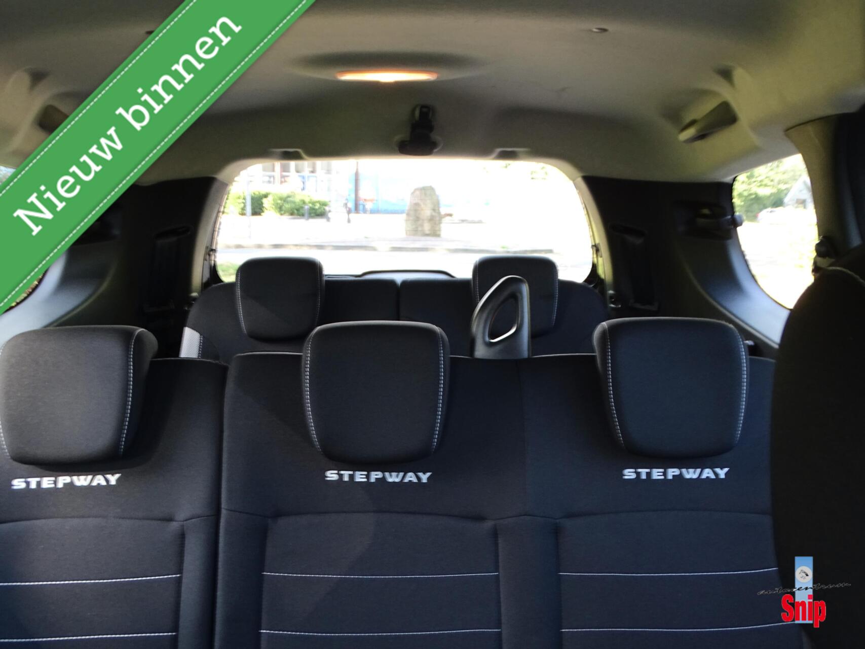 Foto van Dacia Lodgy