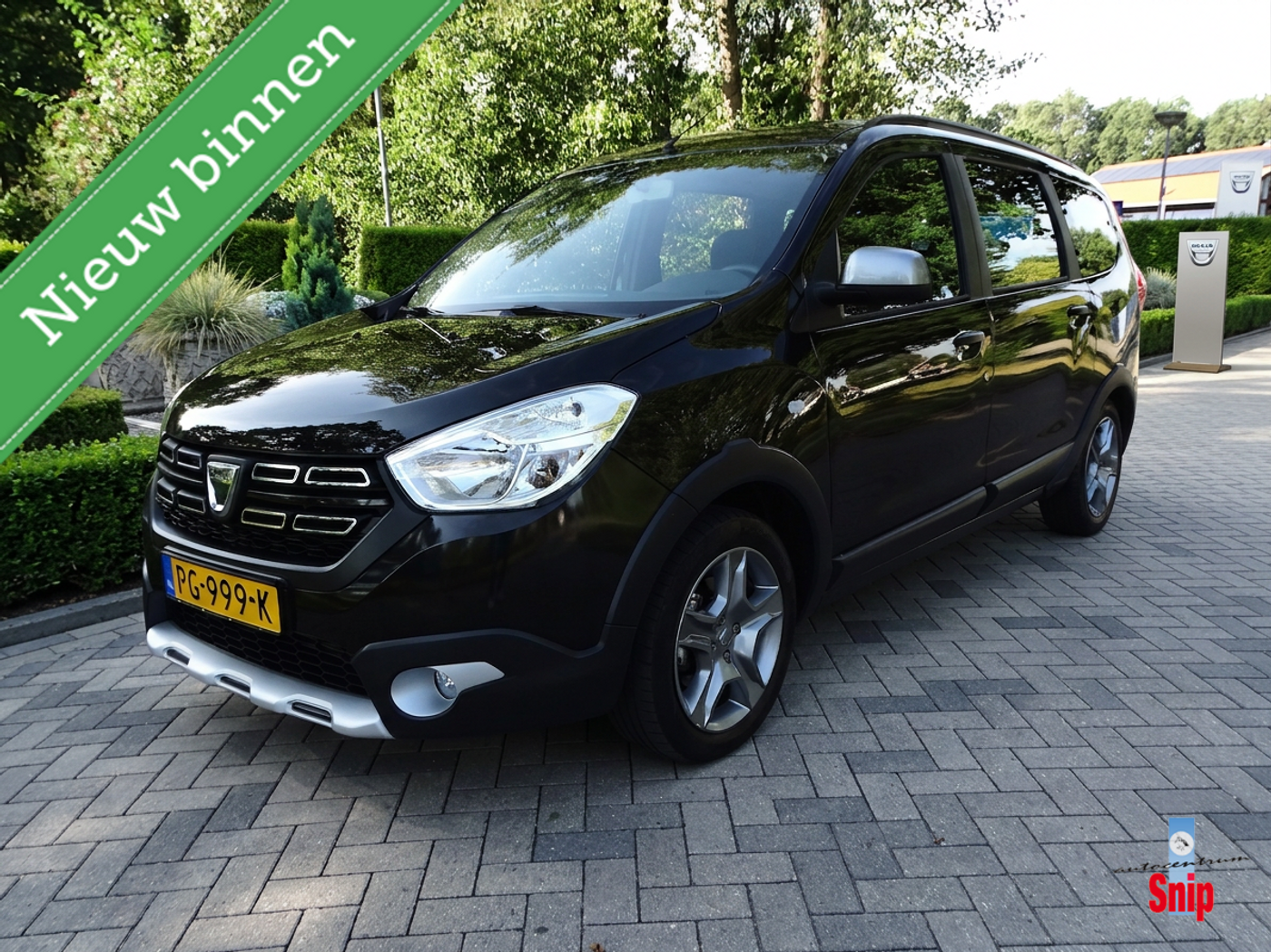 Dacia Lodgy 1.2 TCe Série Limitée Stepway 7p. 2017 - voorkant