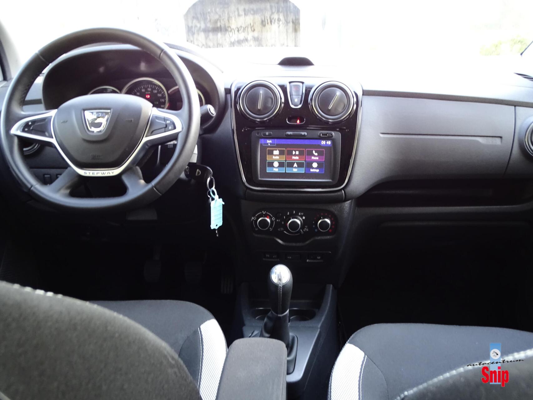 Foto van Dacia Lodgy