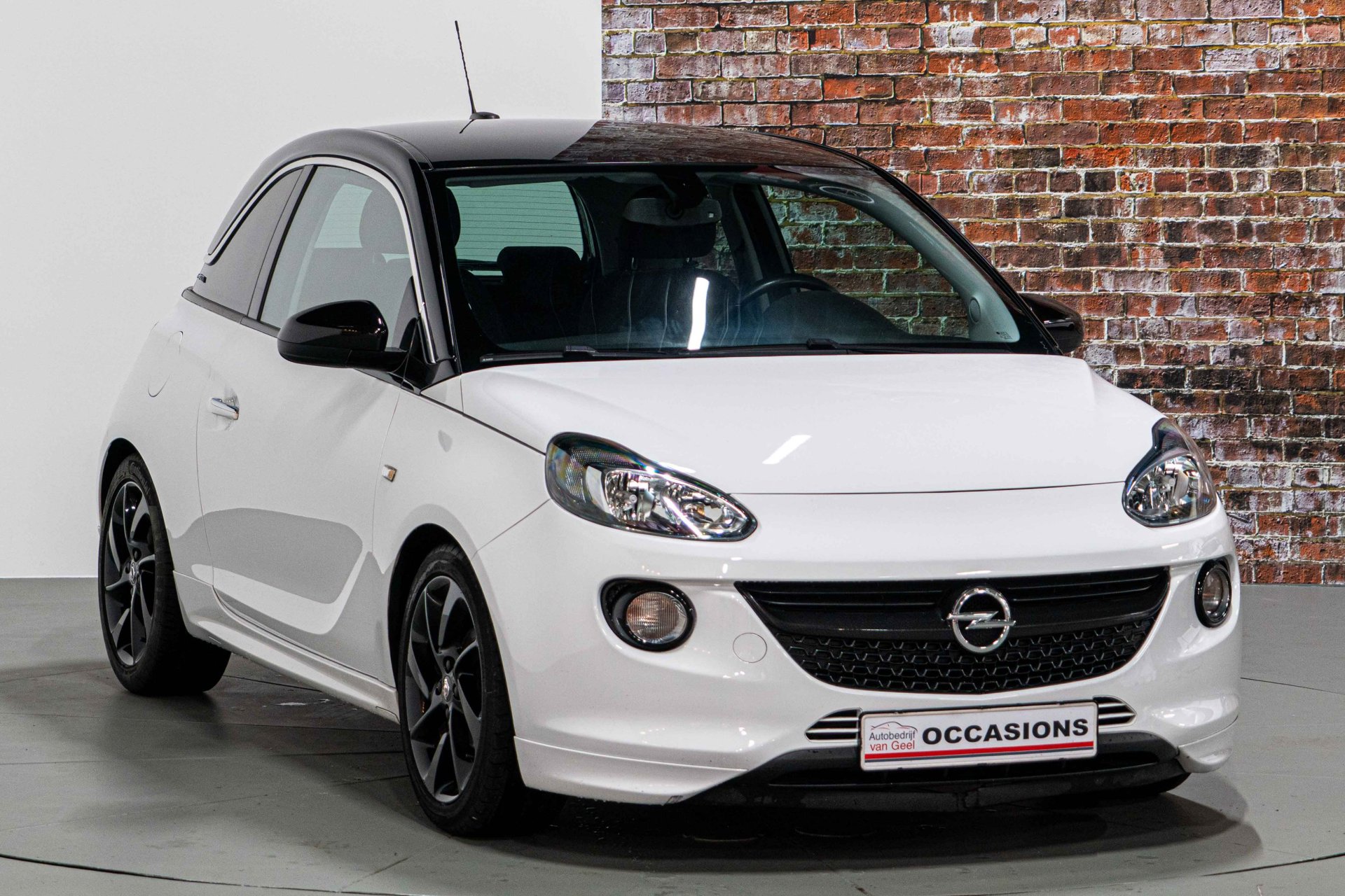 Foto van Opel Adam