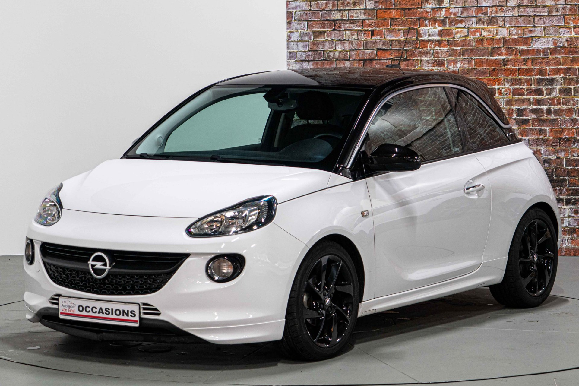 Foto van Opel Adam