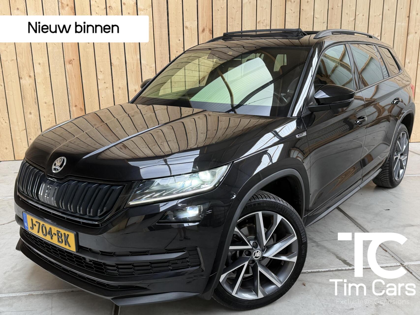 Skoda Kodiaq 1.5 TSI Sportline Business 7persoons Automaat | Panoramadak | Navigatiesysteem groot scherm | Adaptieve cruise control | Climate control | Stoelverwarming | Trekhaak uitklapbaar | Elektrisch bedienbare achterklep 2020 - voorkant