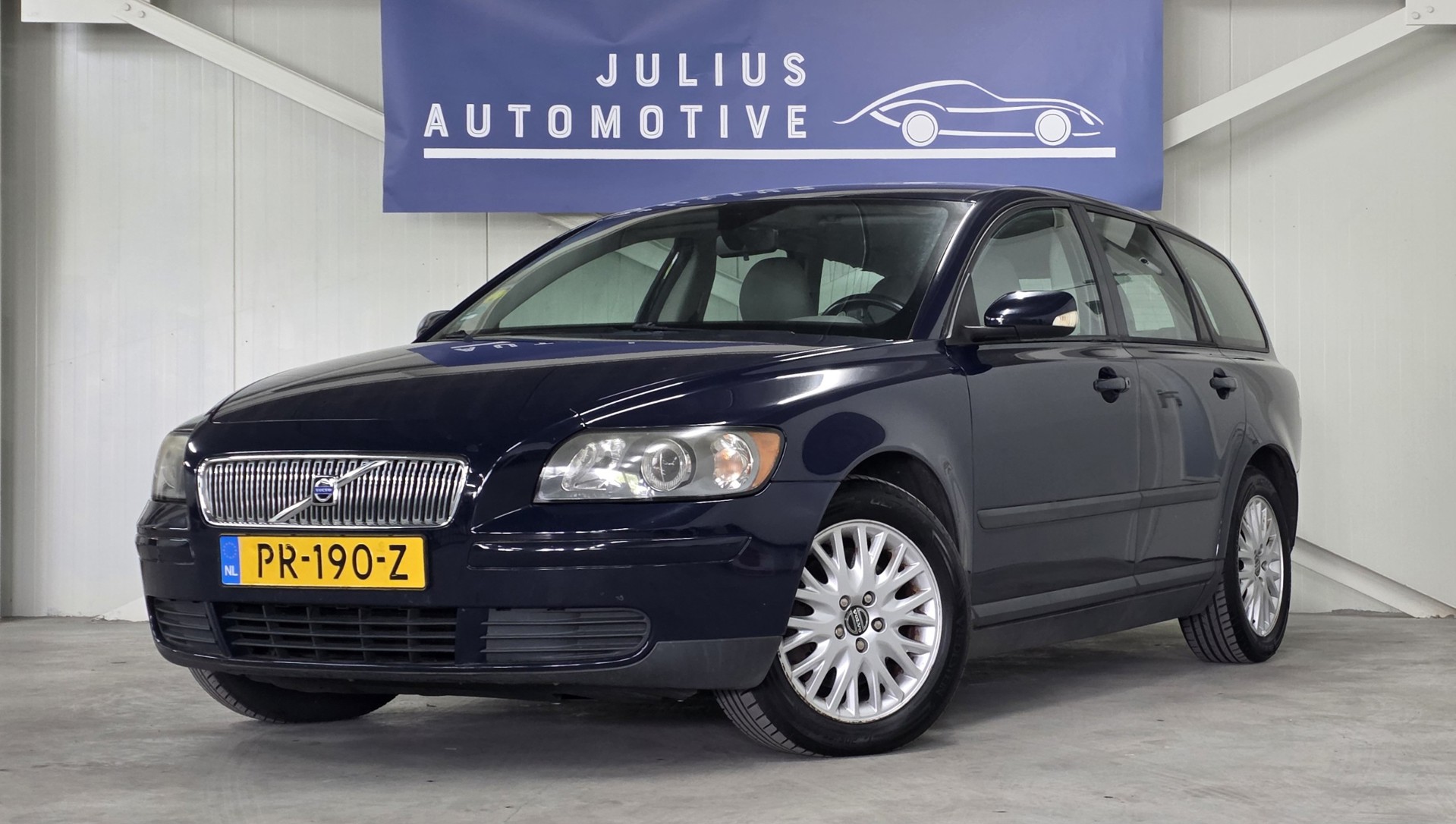 Volvo V50 2.4 Goed Onderhouden Trekhaak Airco Nieuwe APK Garantie! 2005 - voorkant