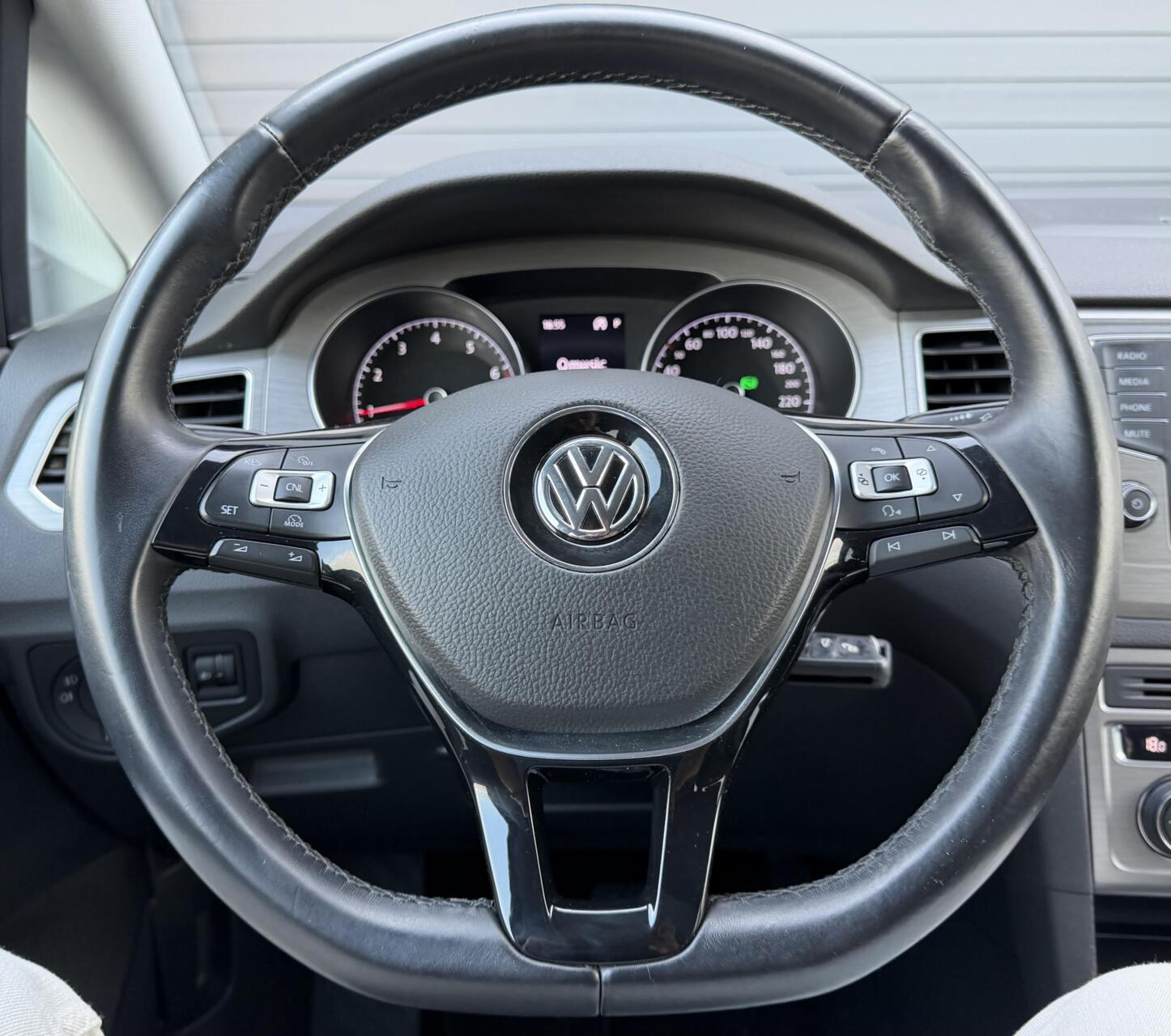 Foto van Volkswagen Golf Sportsvan